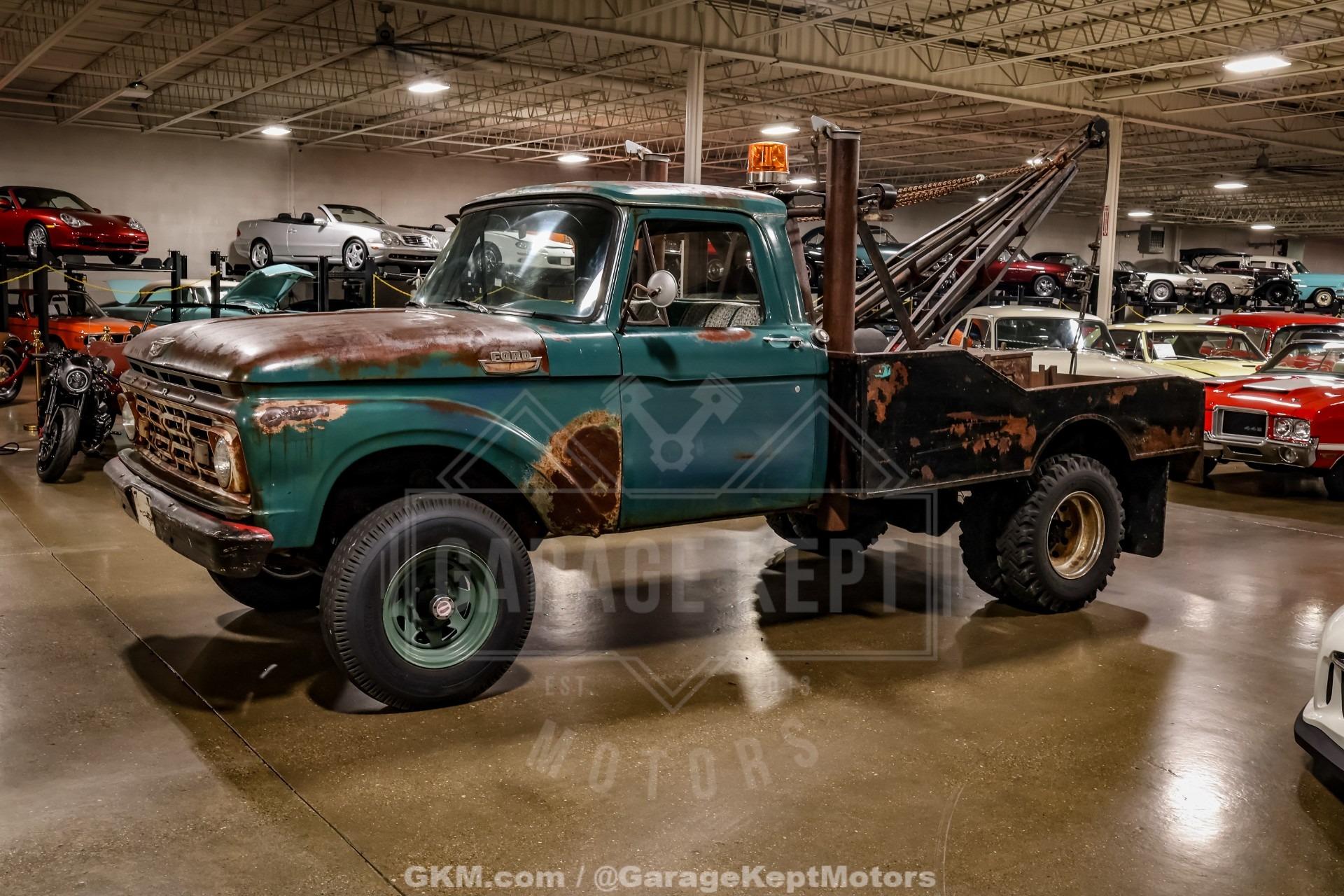 1964 Ford F-350 Tow Truck
