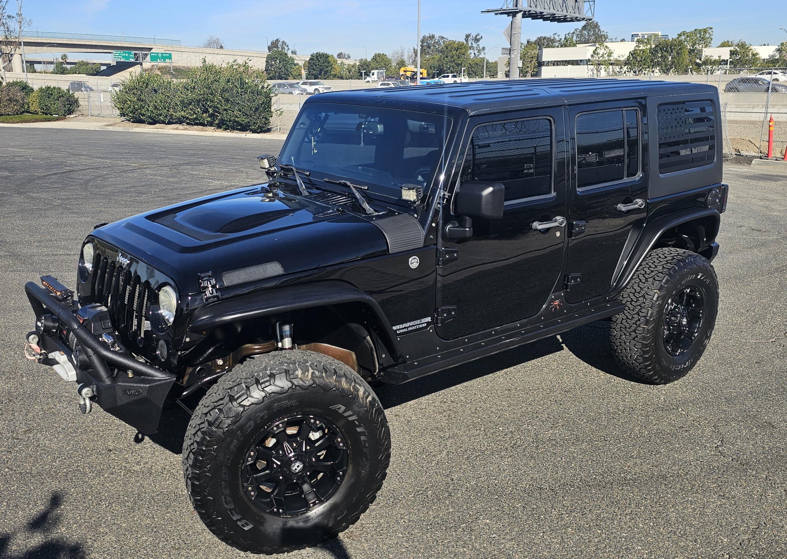 2014 Jeep Wrangler Unlimited Sport - 4