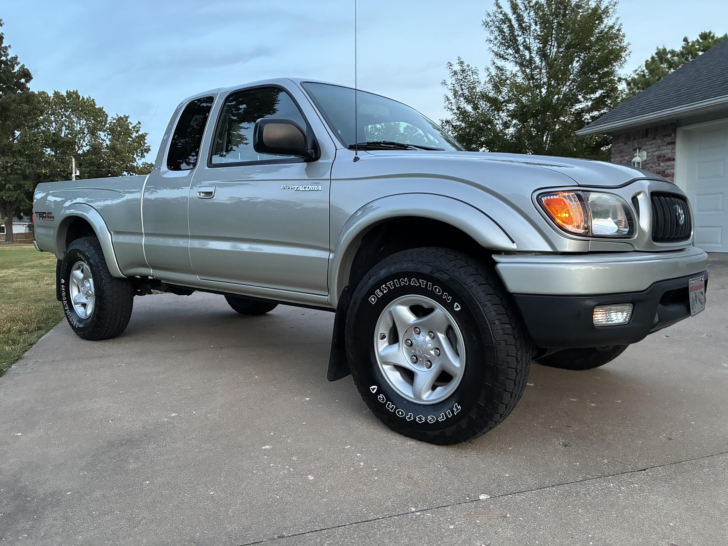2002 Toyota Tacoma TRD Off-Road - 5
