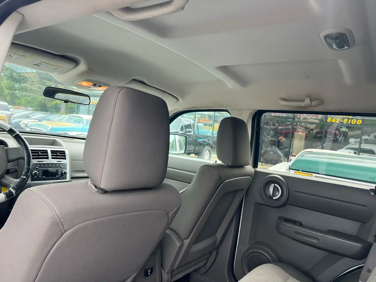 2009 Dodge Nitro SE