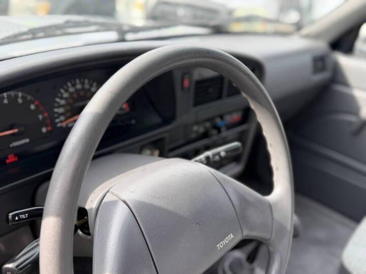 1991 Toyota Pickup Deluxe Extended Cab