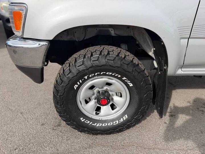 1991 Toyota Pickup Deluxe Extended Cab