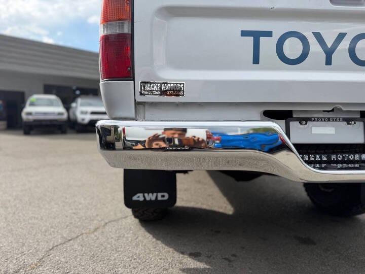 1991 Toyota Pickup Deluxe Extended Cab