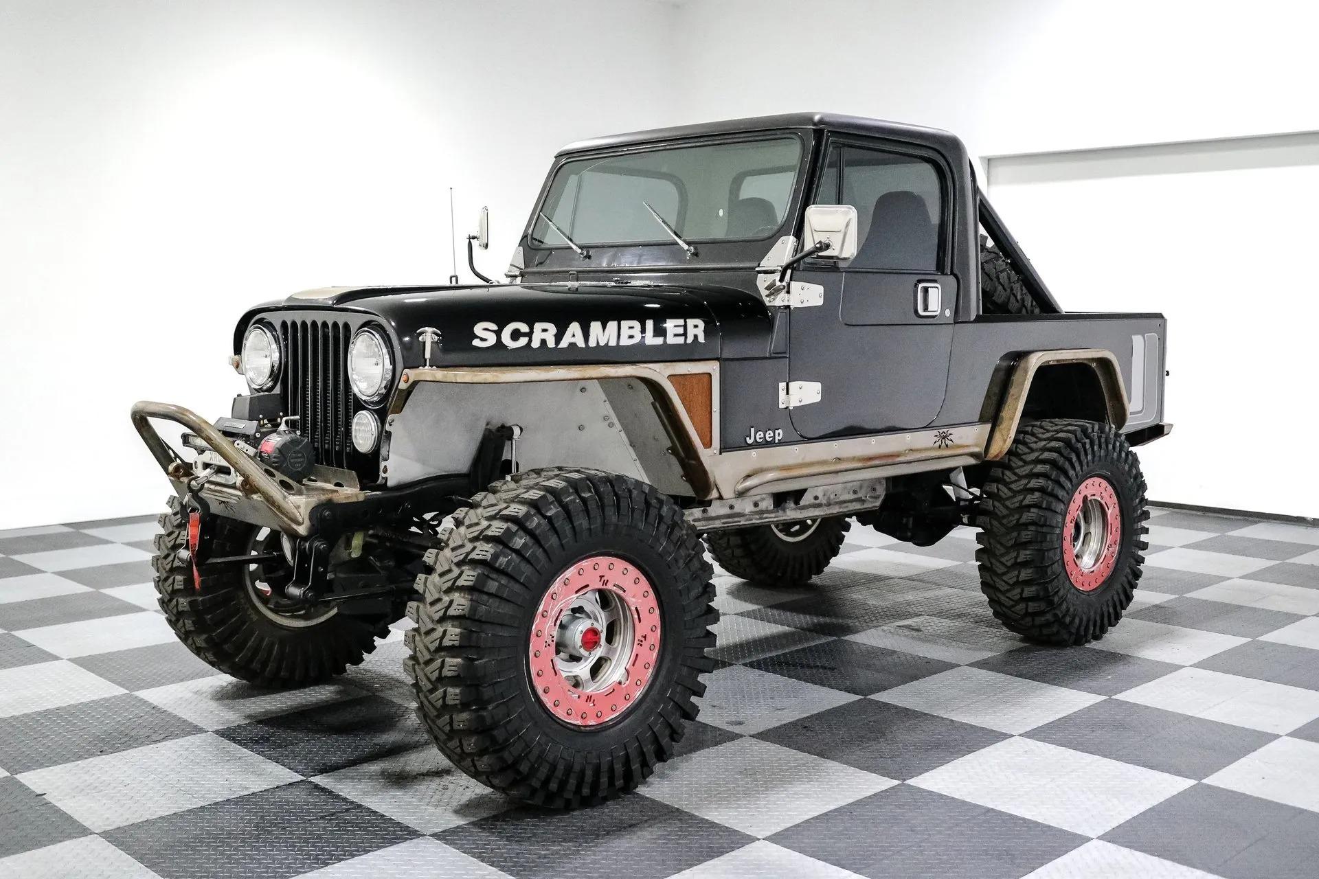 Modified 1983 Jeep CJ-8 Scrambler - 3
