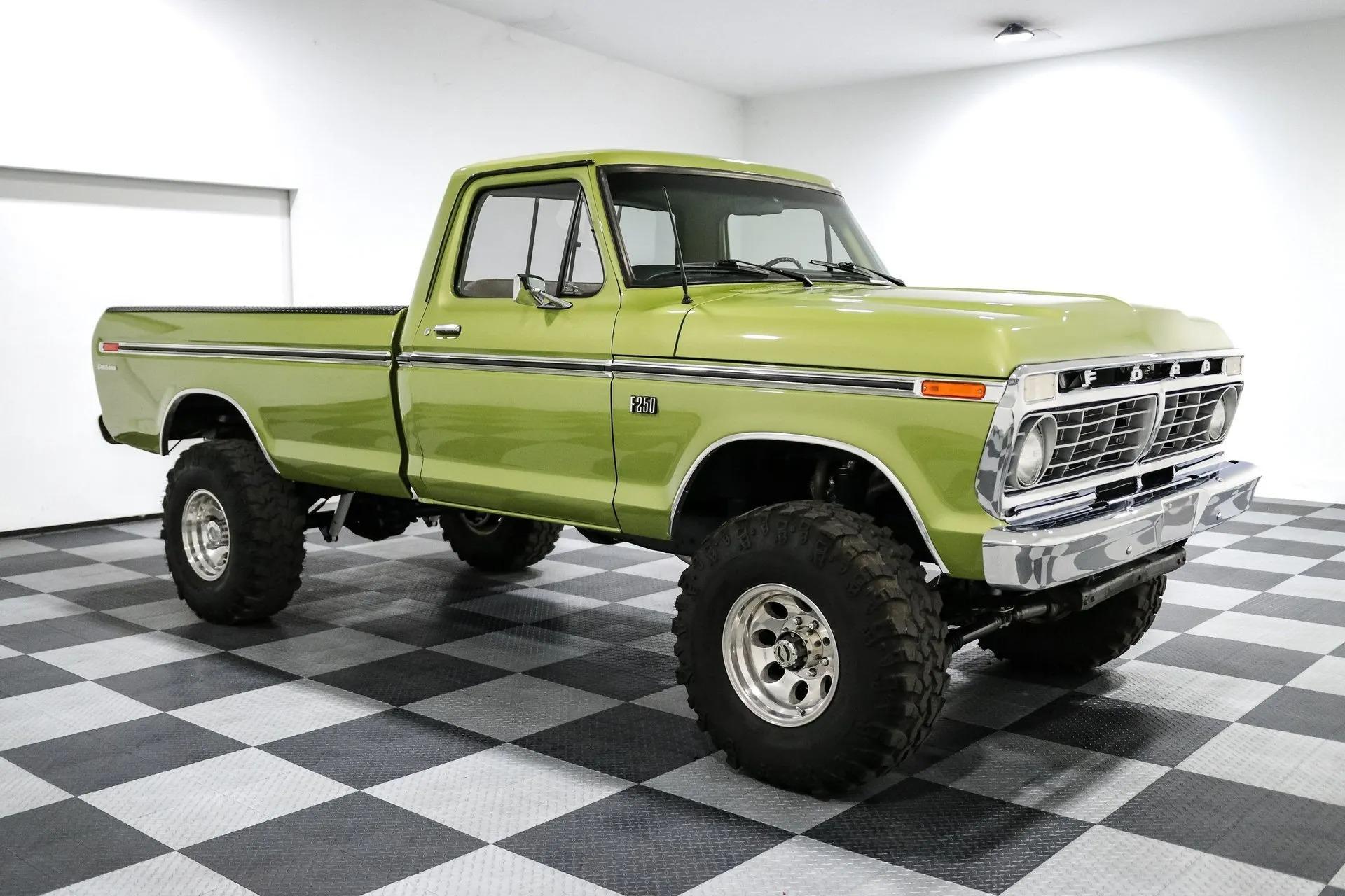 1976 Ford F-250 - 2