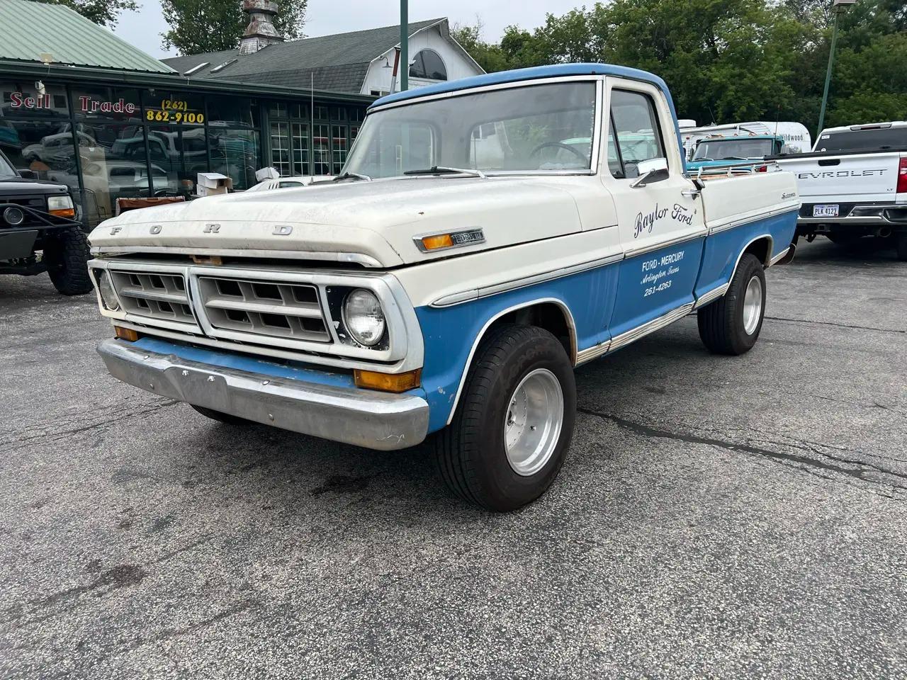  Ford F-100