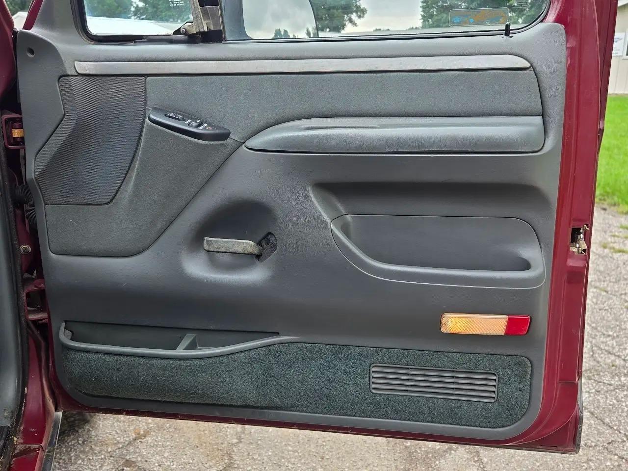 1992 Ford F-150 XLT