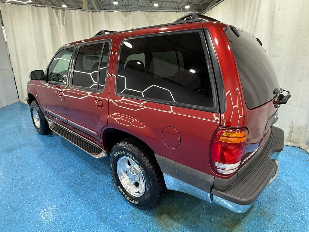 1999 Ford Explorer - 3