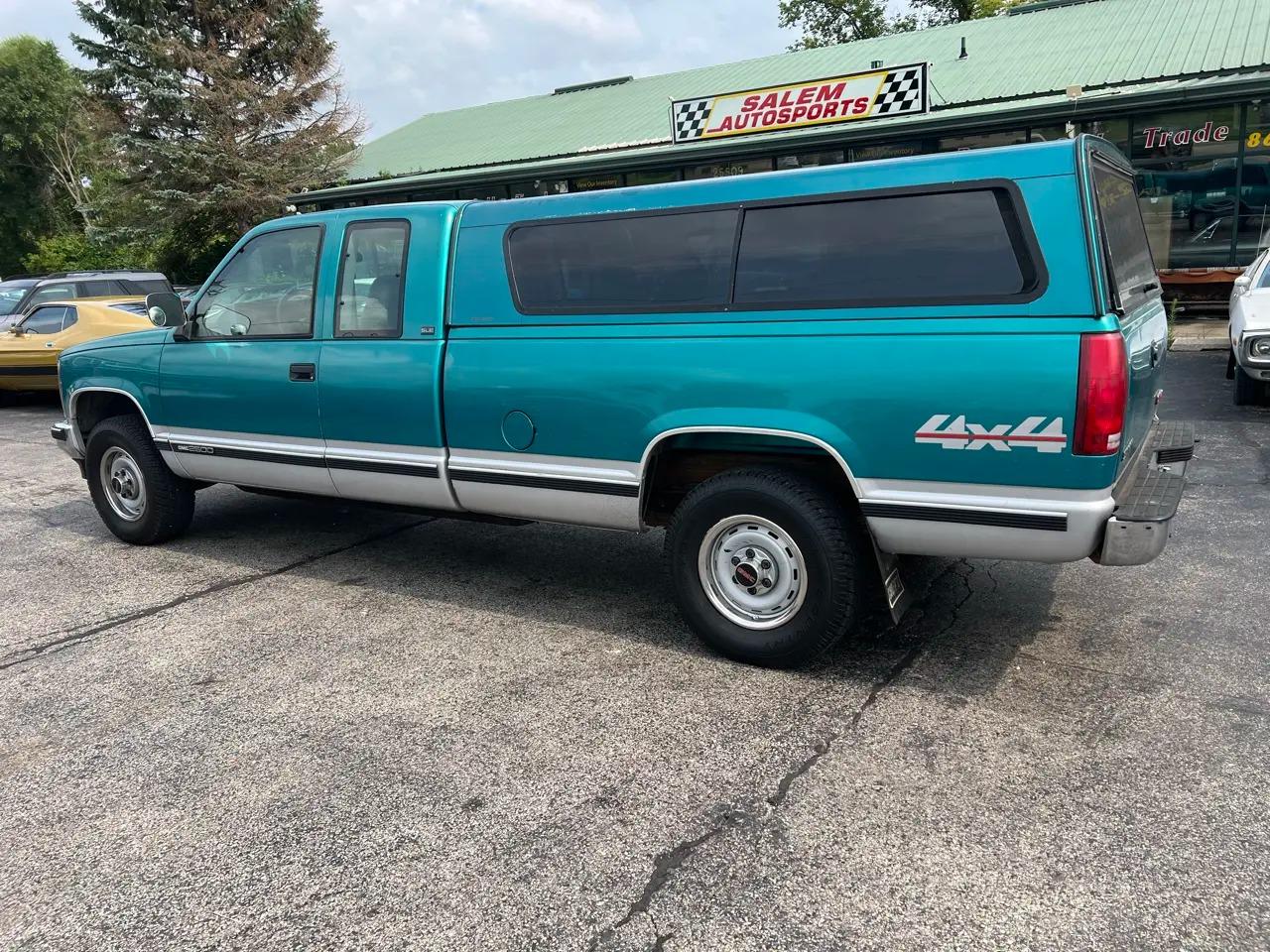 1993 GMC Sierra 2500 Club Coupe - 3
