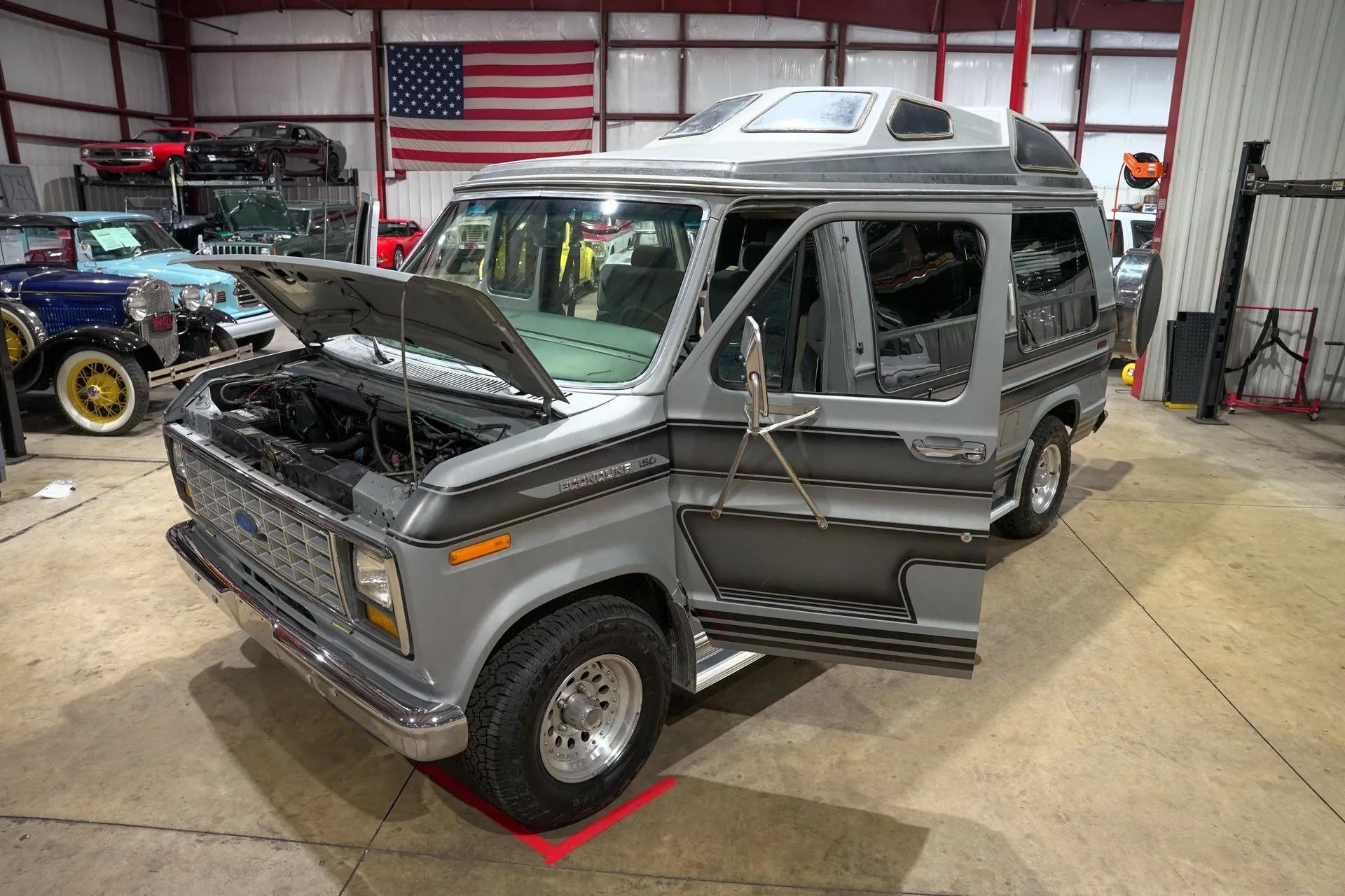 1987 Ford Econoline E-150