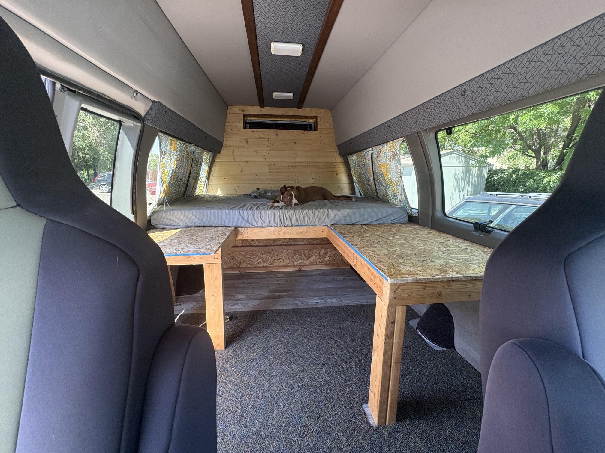 2013 Ford E-250 4x4