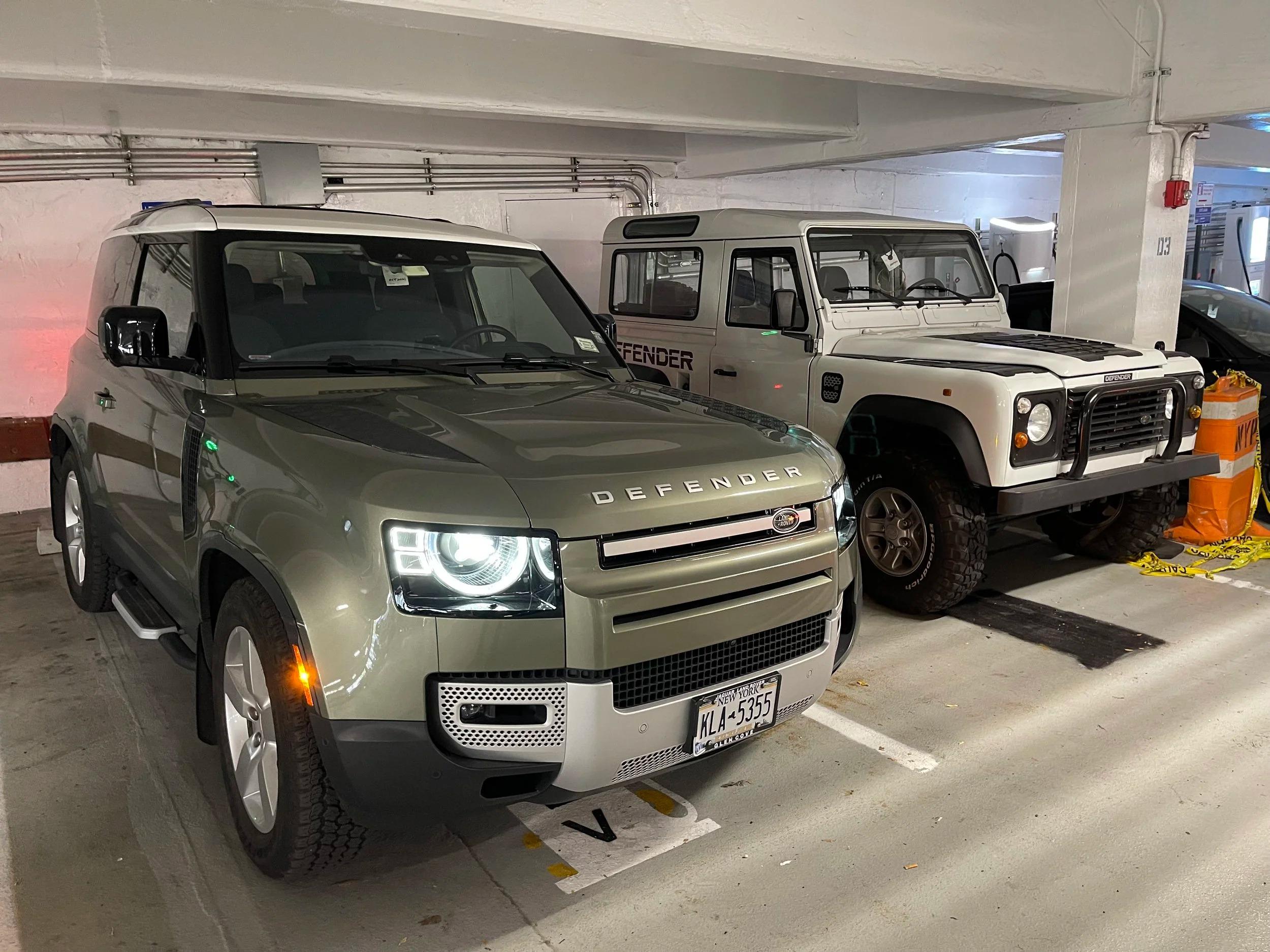  Land Rover Defender
