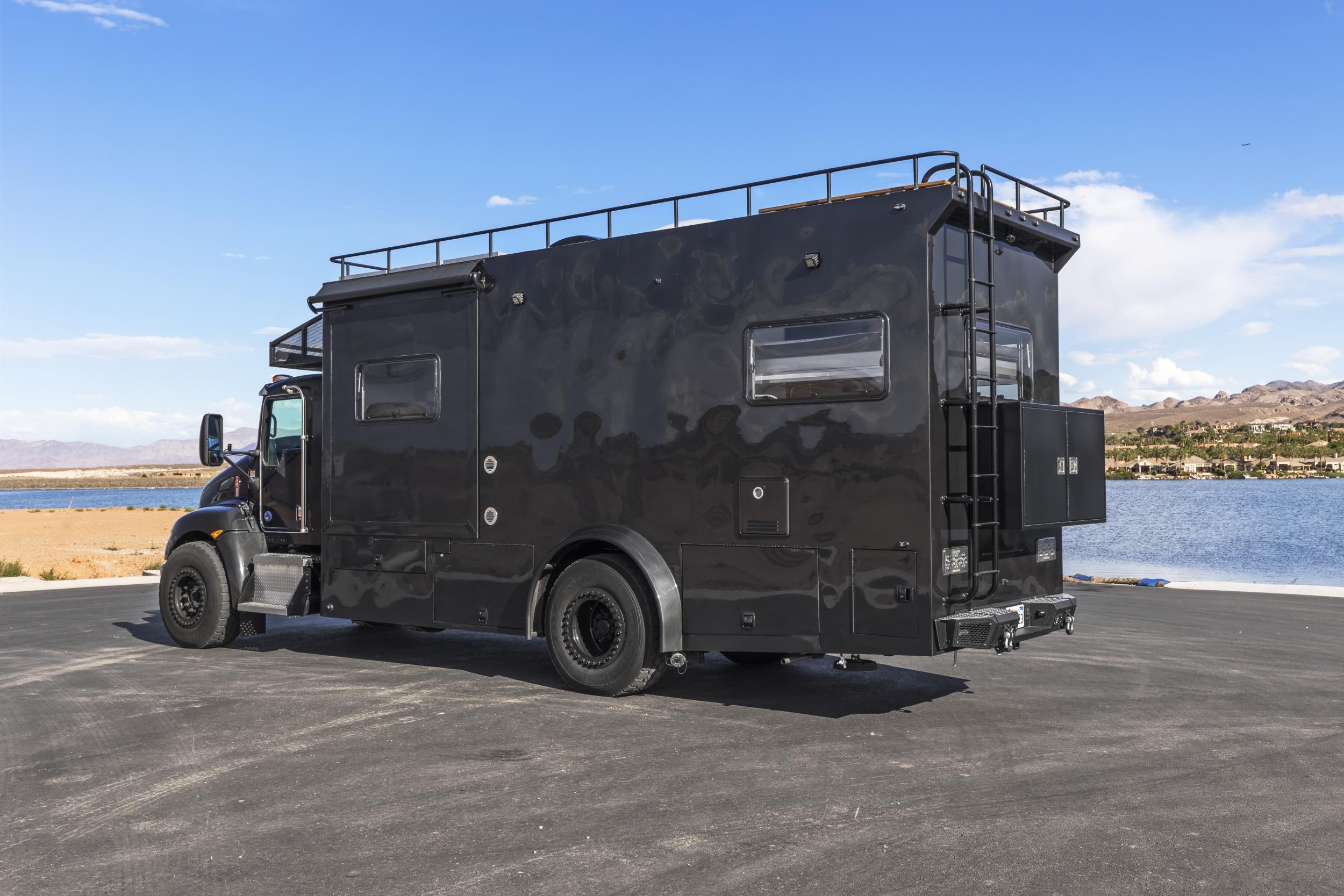 2017 Kenworth Expedition Vehicle