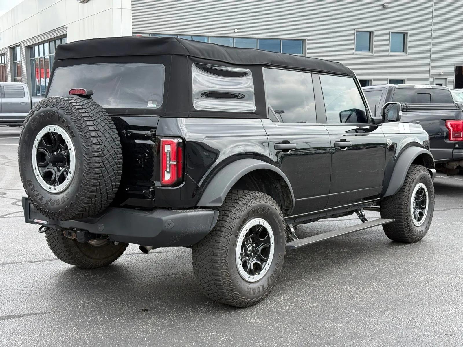 2023 Ford Bronco Wildtrak - 3