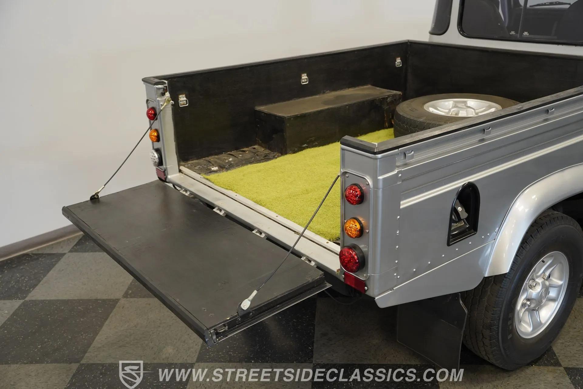 1990 Land Rover Defender 110 Hi-Cap