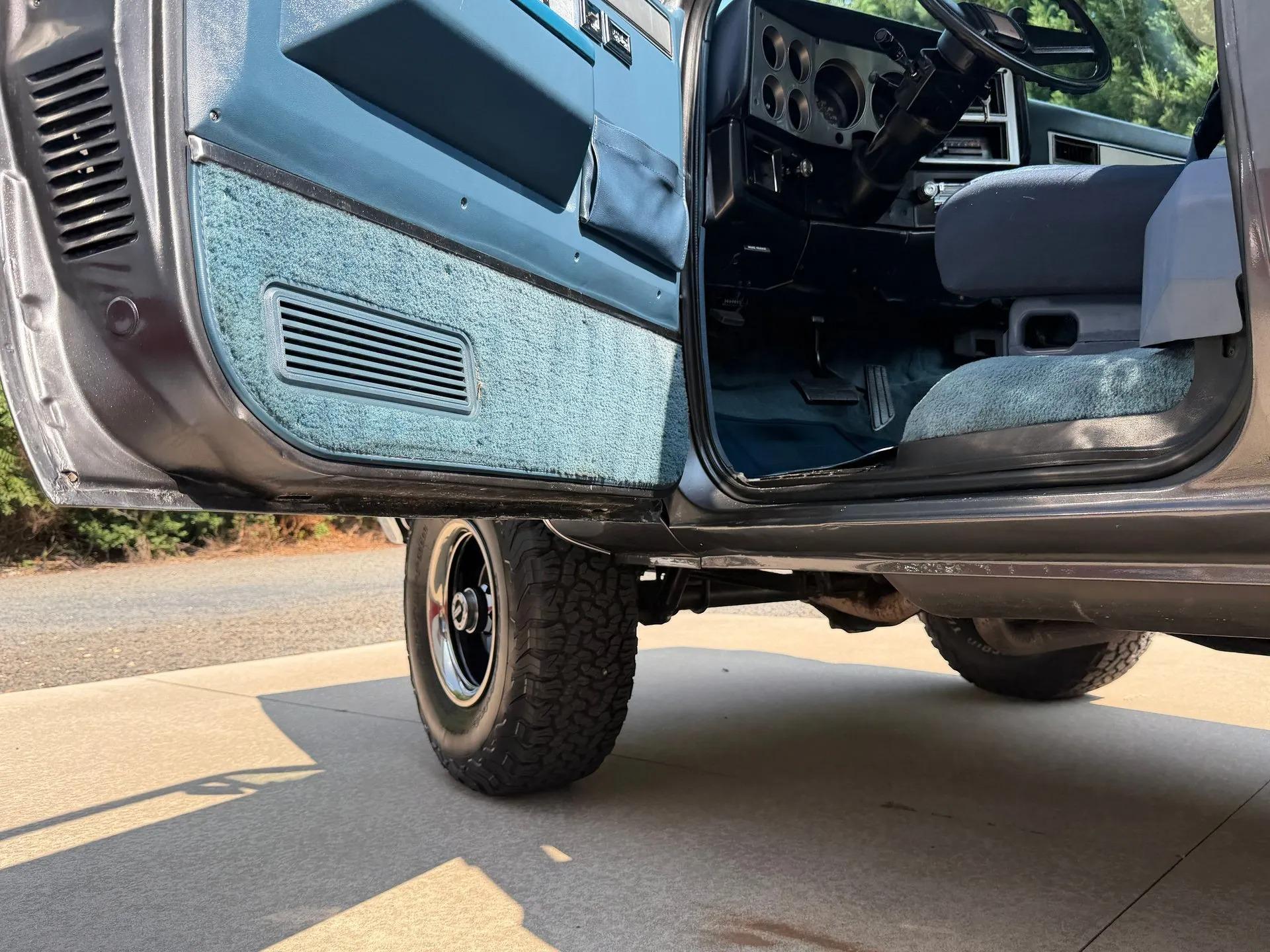 1987 GMC V1500 Sierra Classic