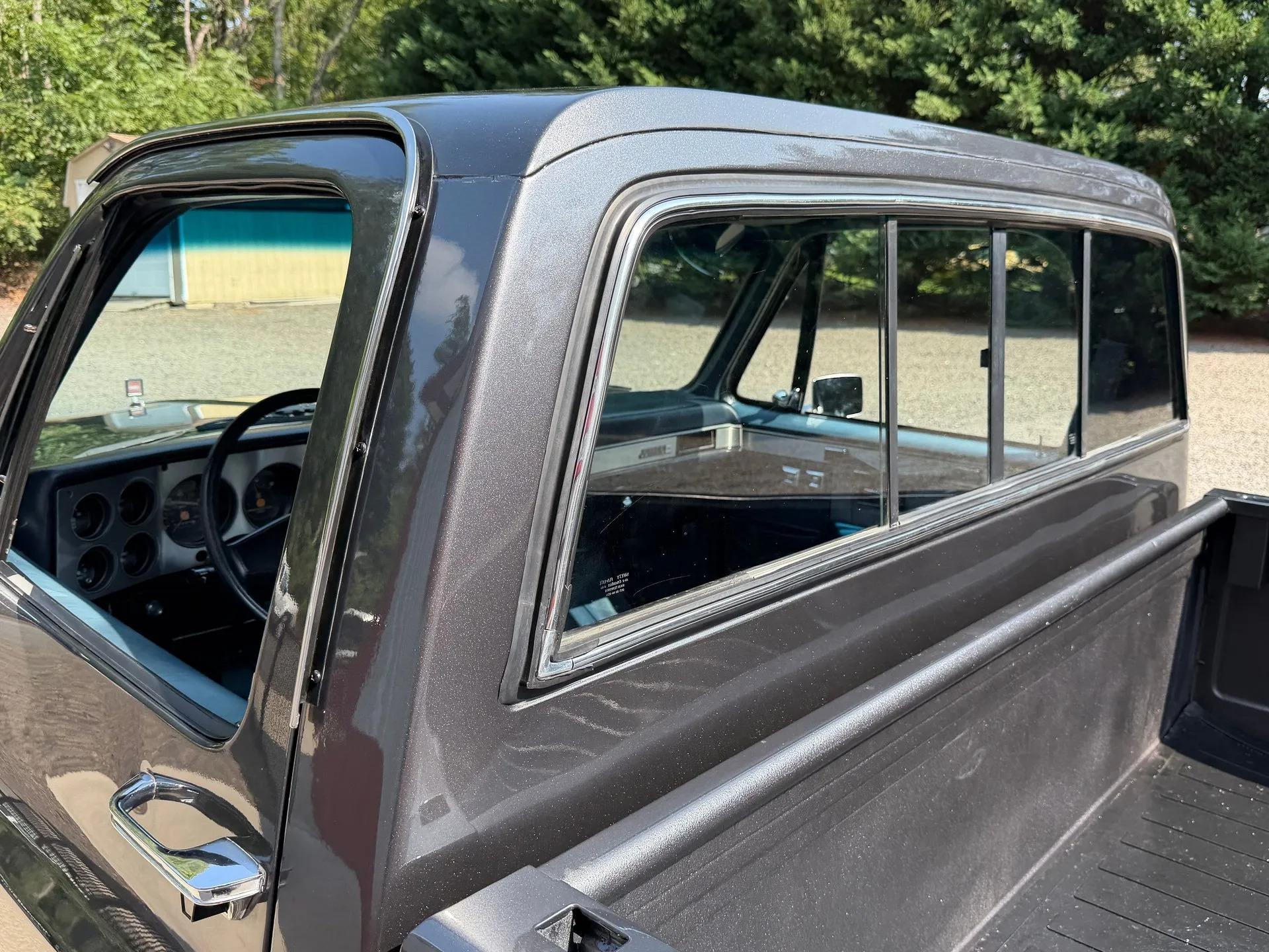 1987 GMC V1500 Sierra Classic