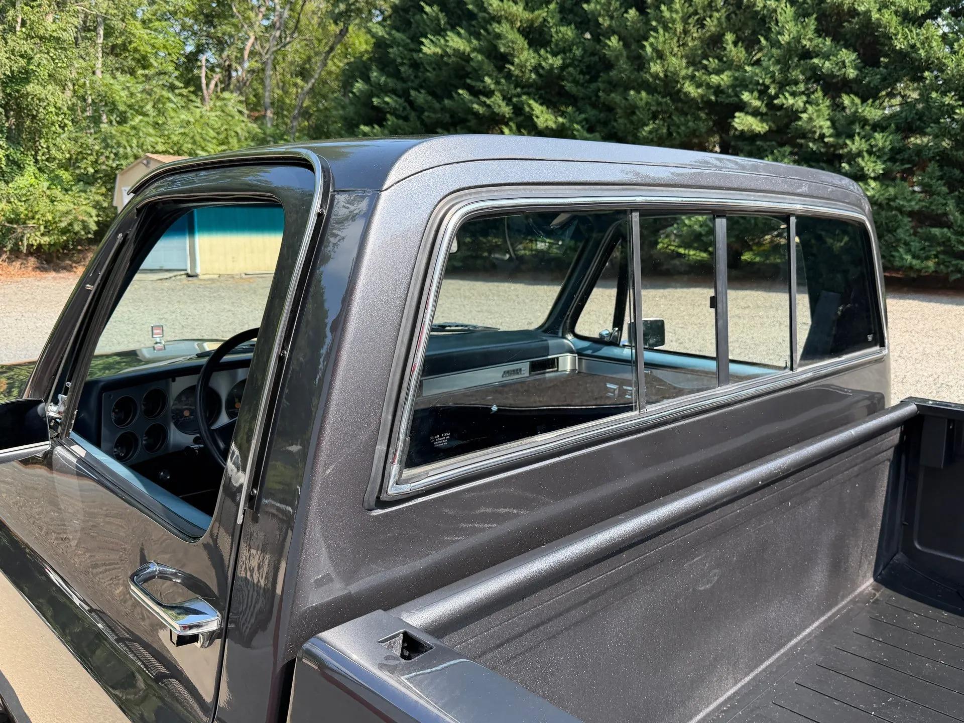 1987 GMC V1500 Sierra Classic