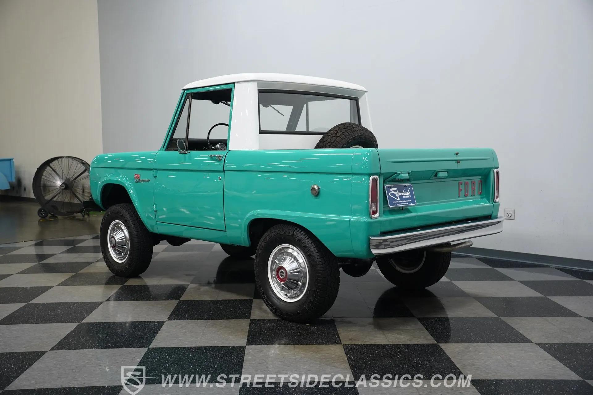 1966 Ford Bronco Half-Cab 4x4 - 5