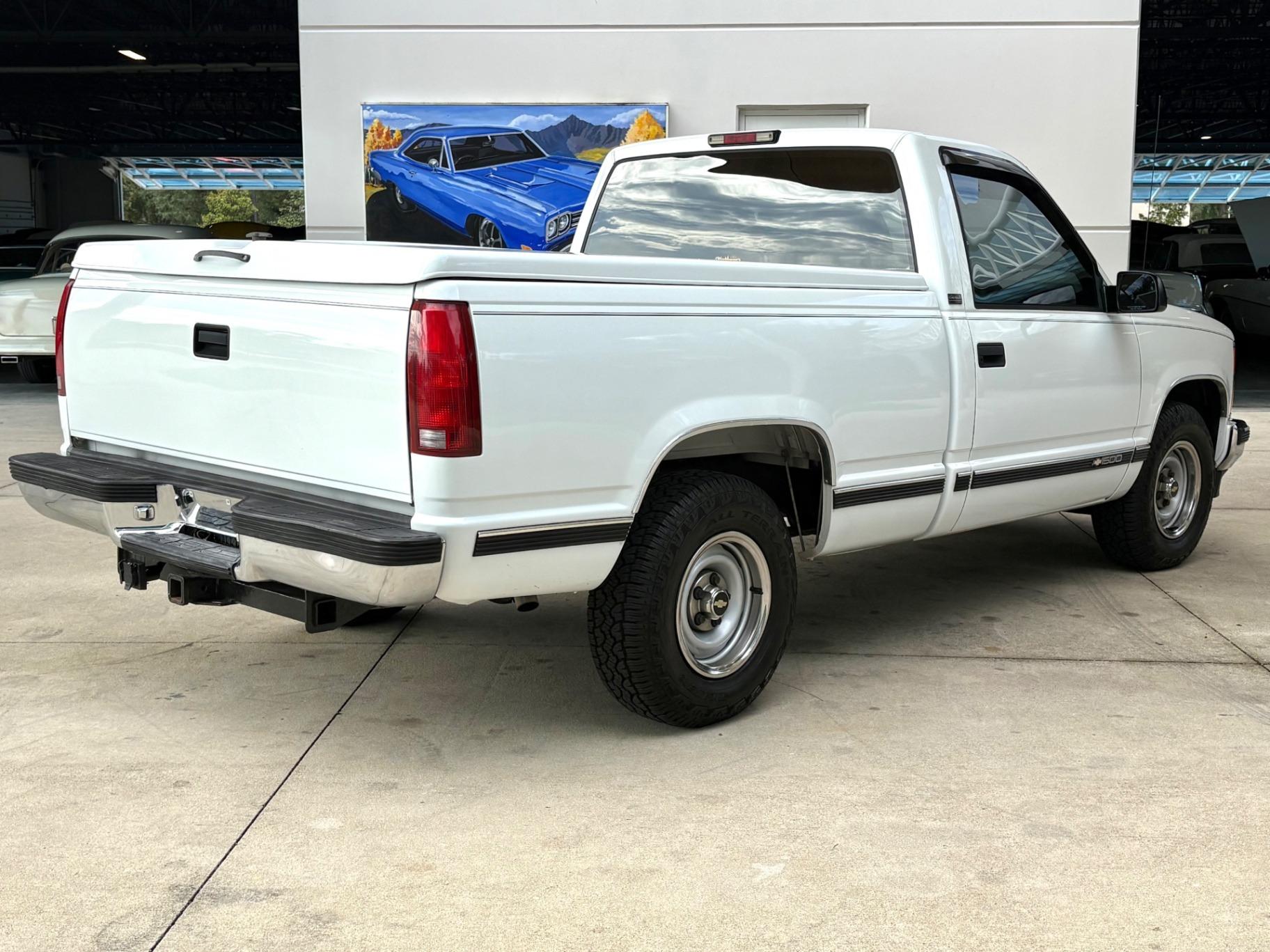 1995 Chevrolet C1500 Cheyenne - 4