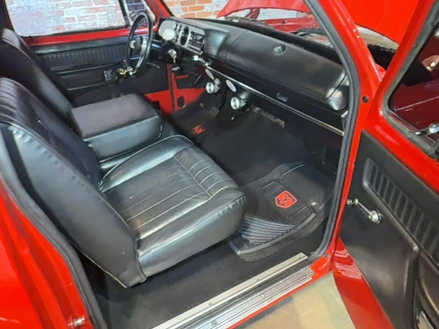 1979 Dodge D100
