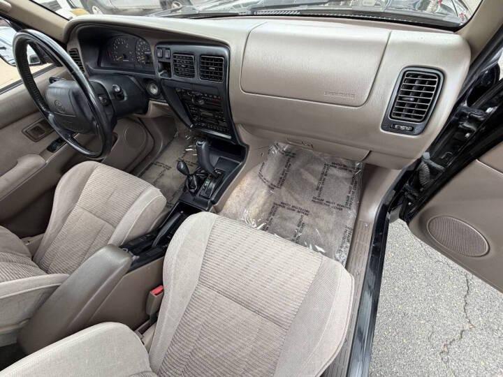 1996 Toyota 4Runner SR5