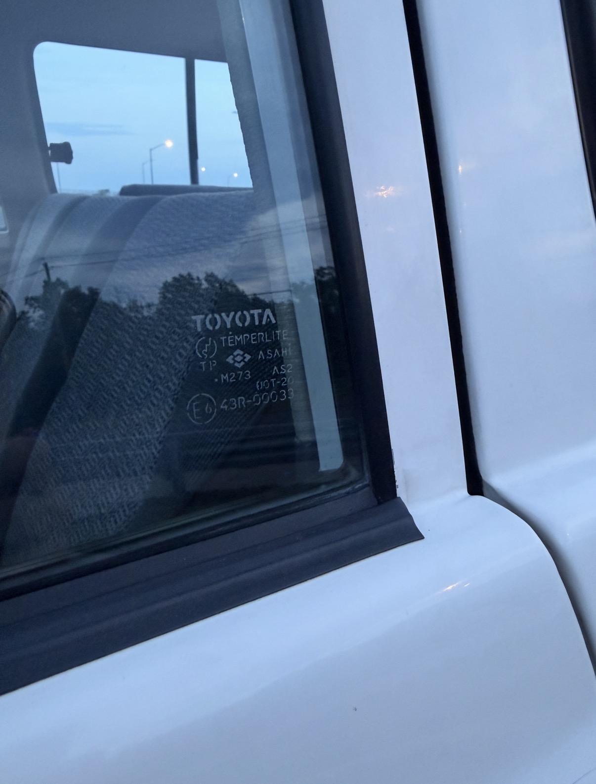 GCC-Spec 1994 Toyota Land Cruiser G