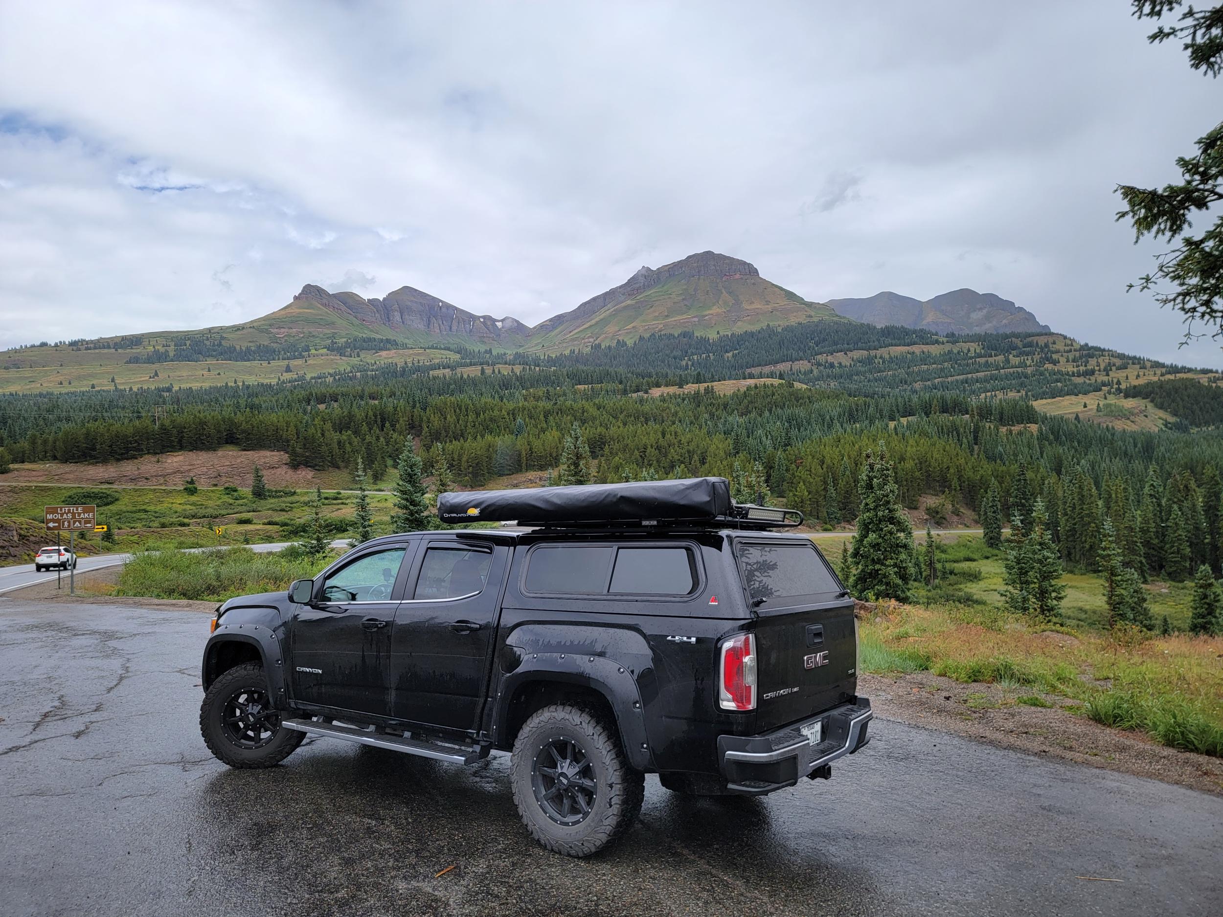 Modified 2019 GMC Canyon SLE