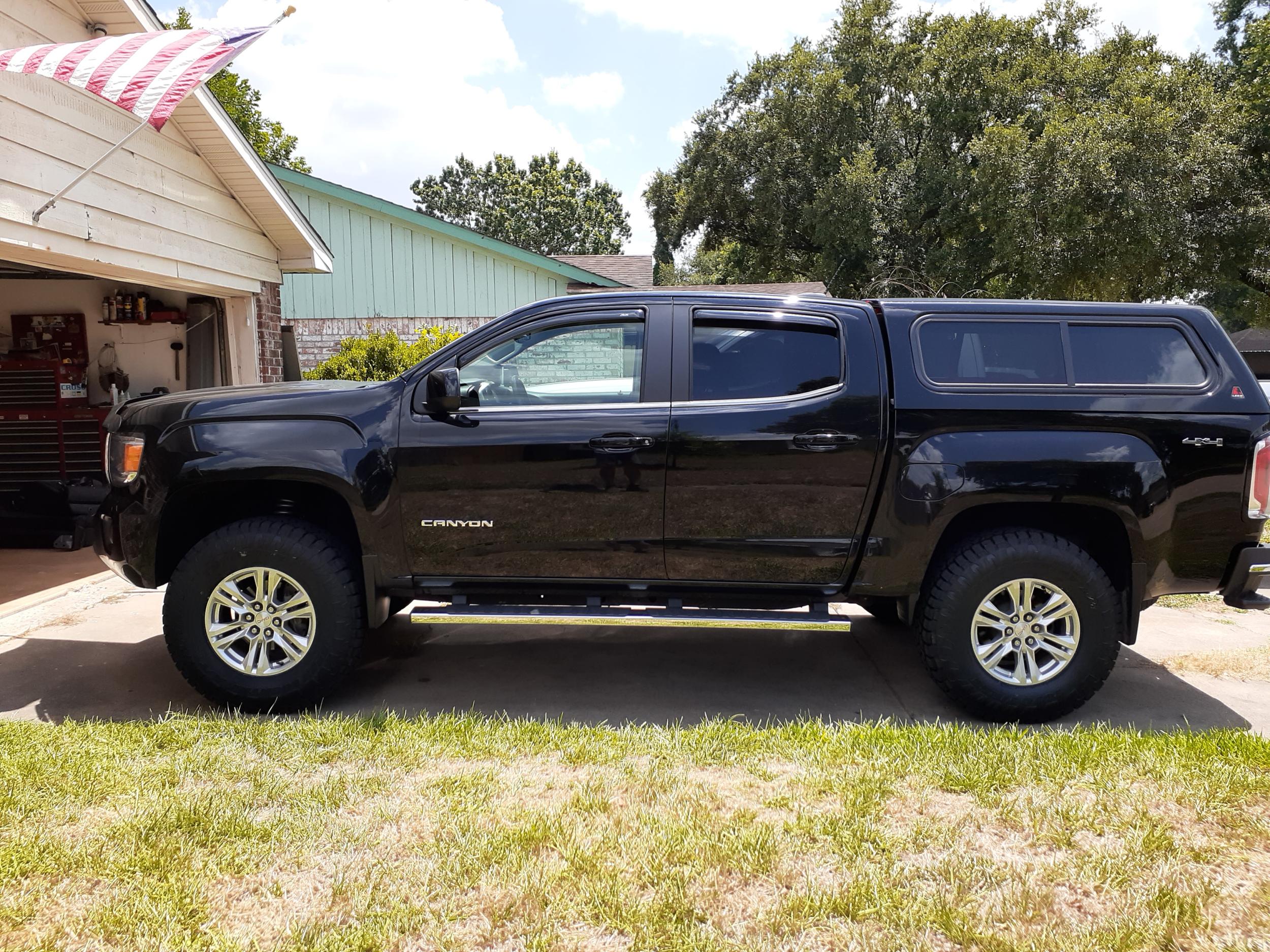 Modified 2019 GMC Canyon SLE