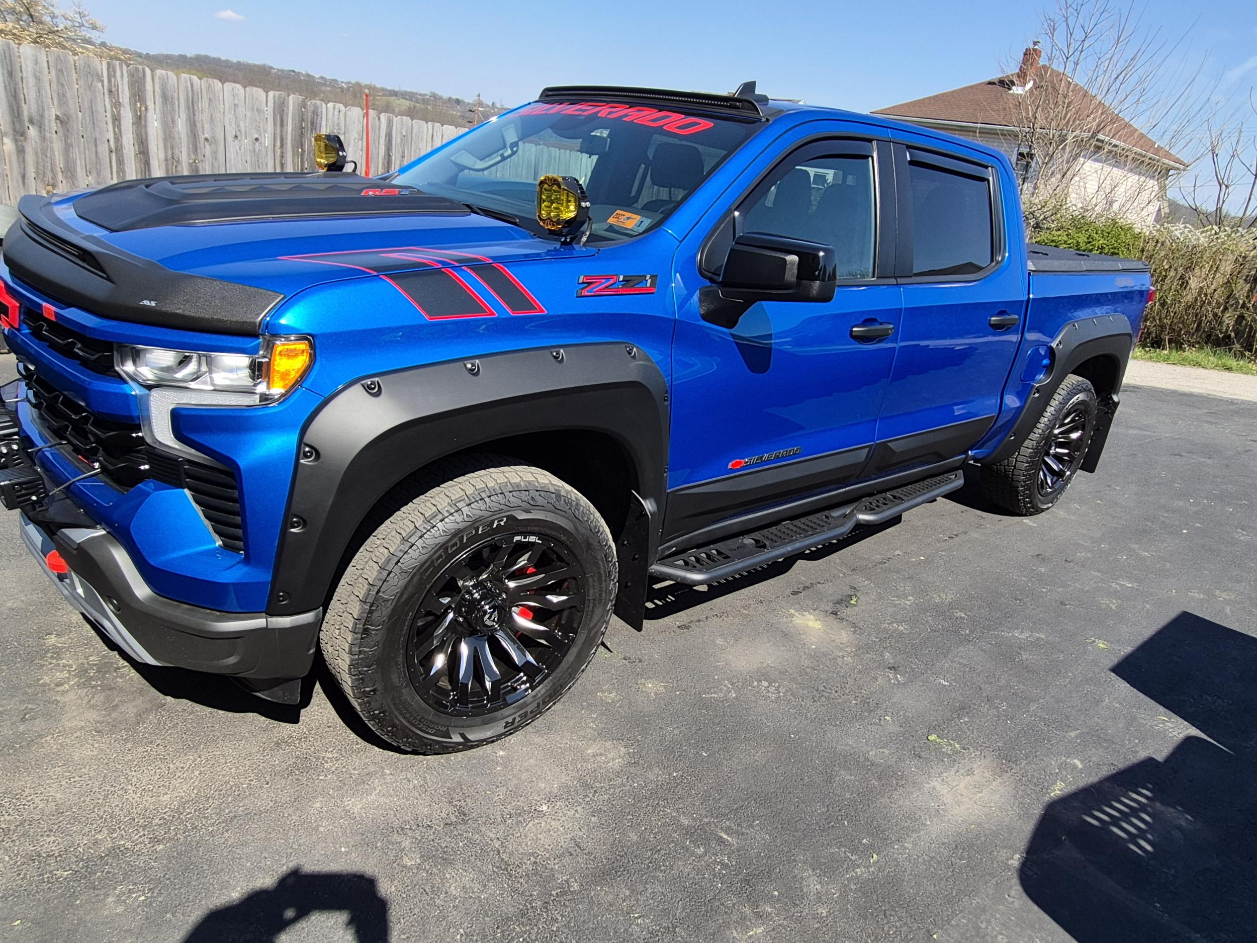 2024 Chevrolet Silverado RST Z71