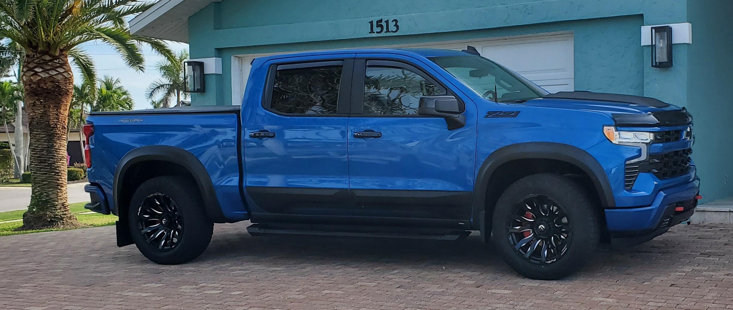 2024 Chevrolet Silverado RST Z71