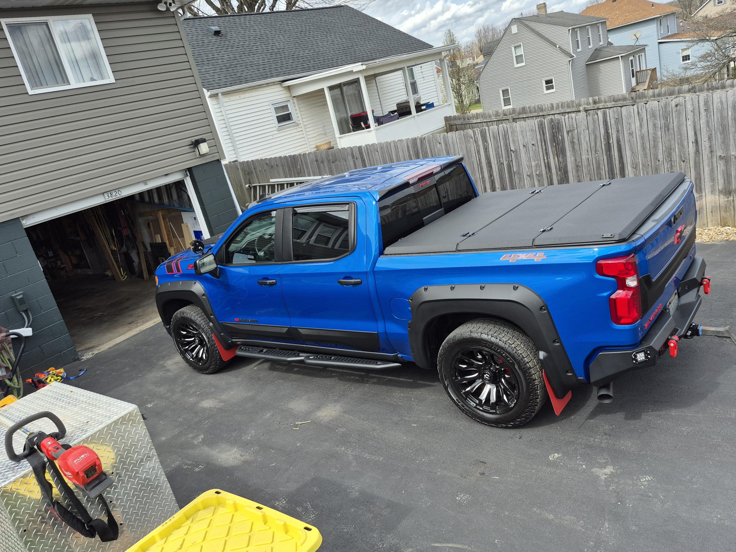 2024 Chevrolet Silverado RST Z71