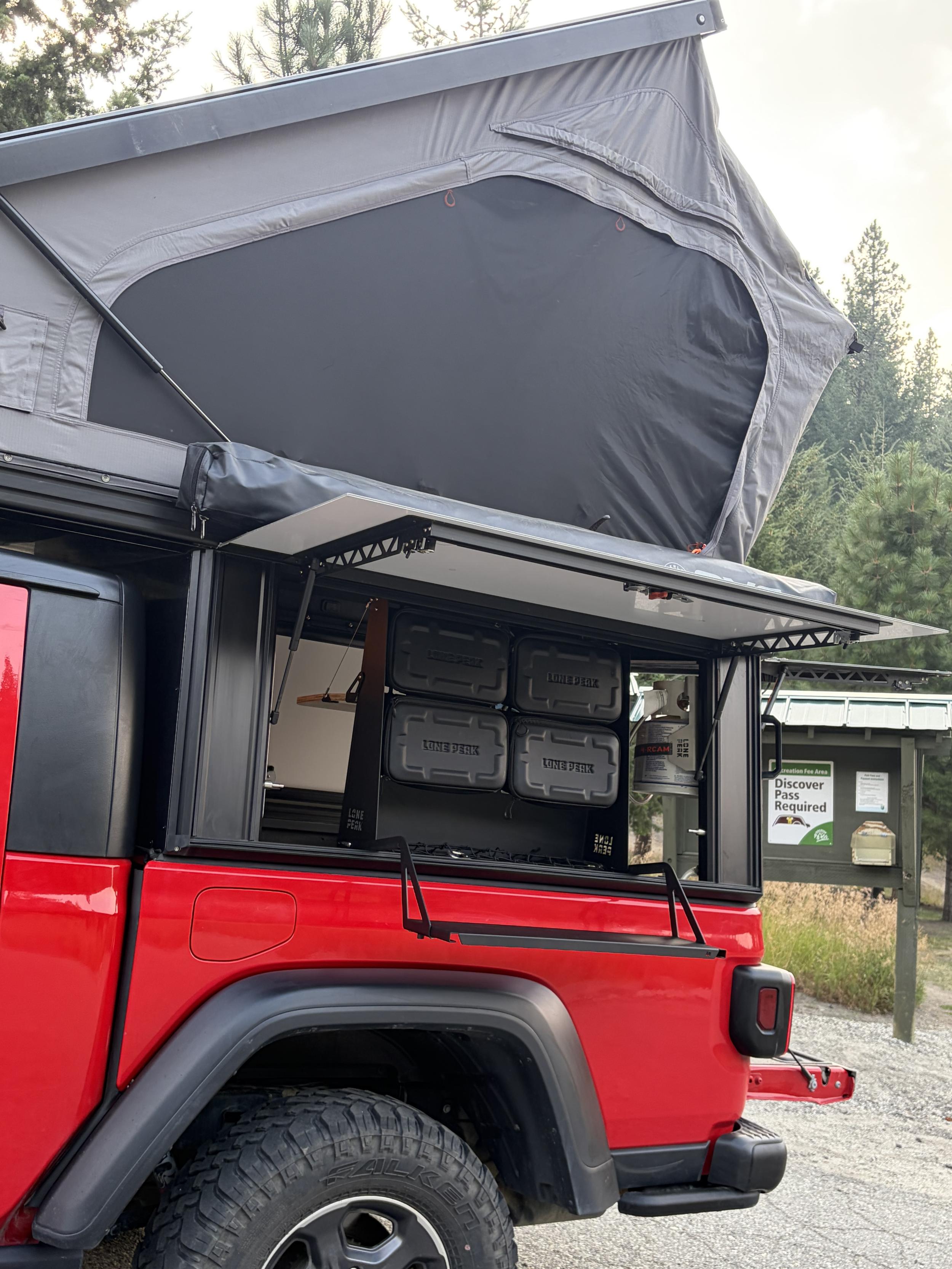 2020 Jeep Gladiator Rubicon - 3