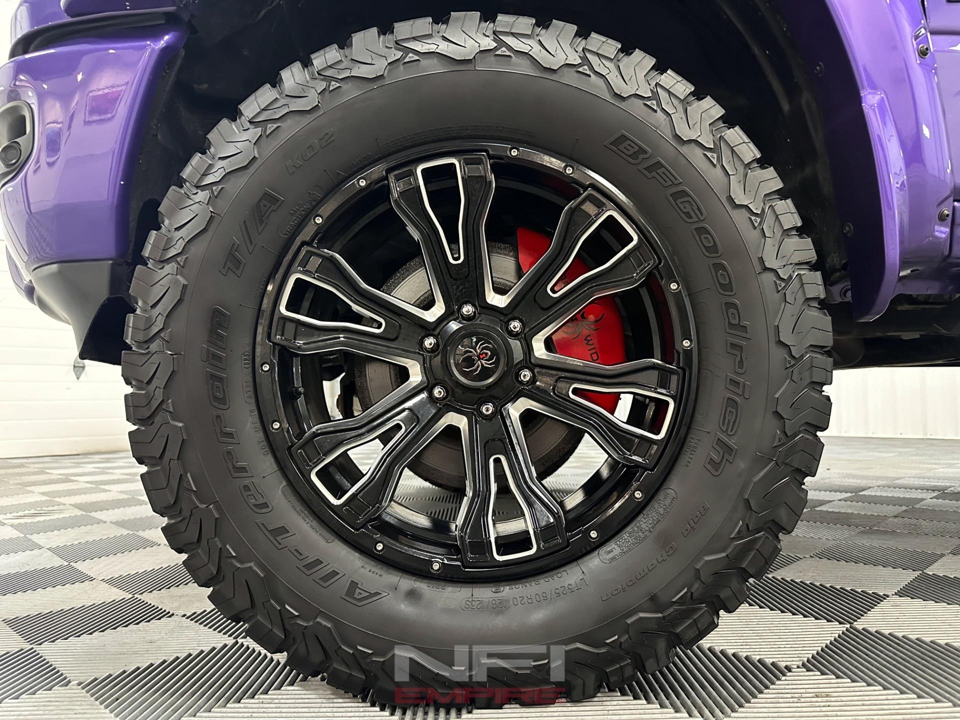 2024 Ram 1500 Laramie Black Widow