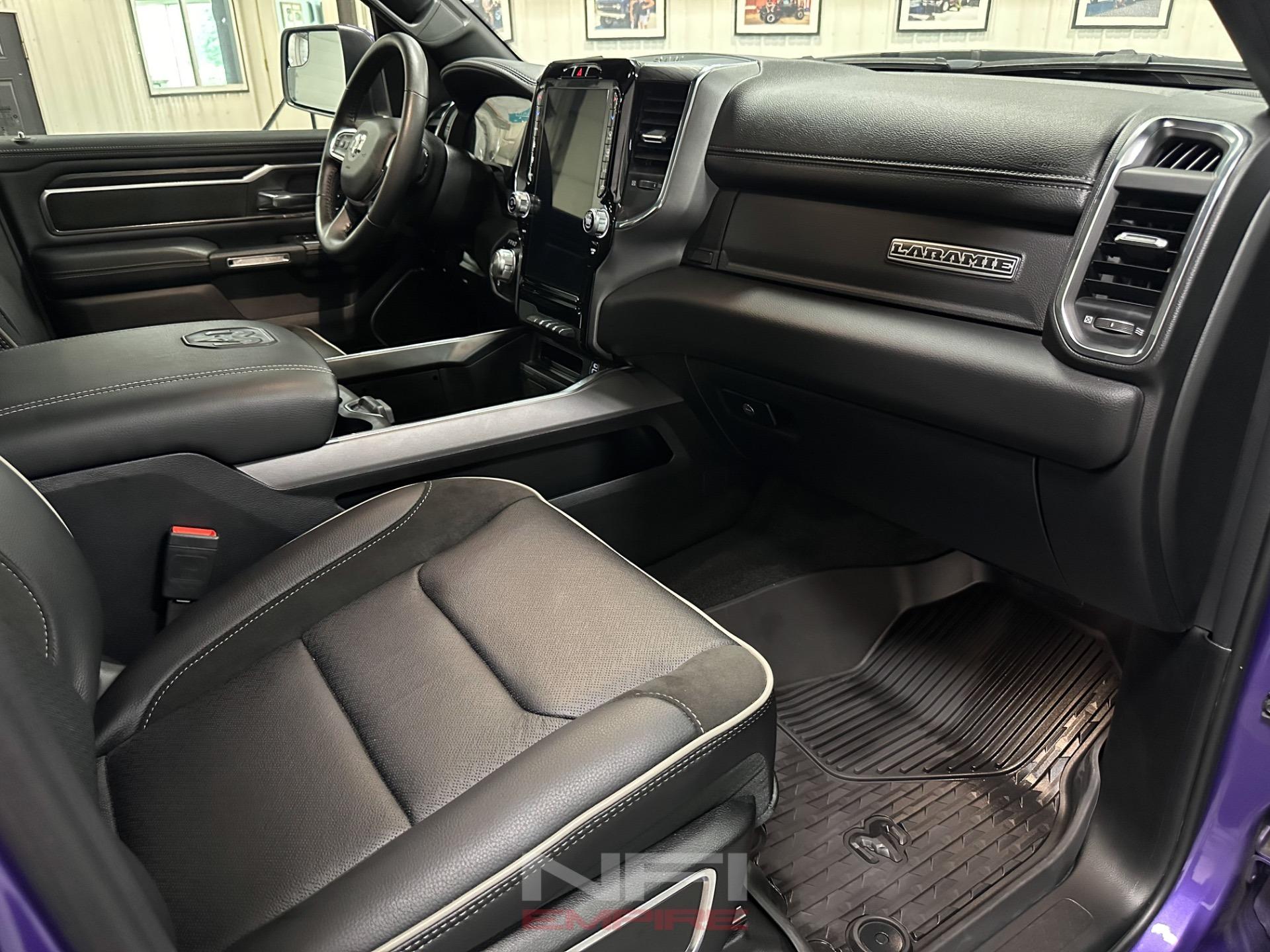 2024 Ram 1500 Laramie Black Widow