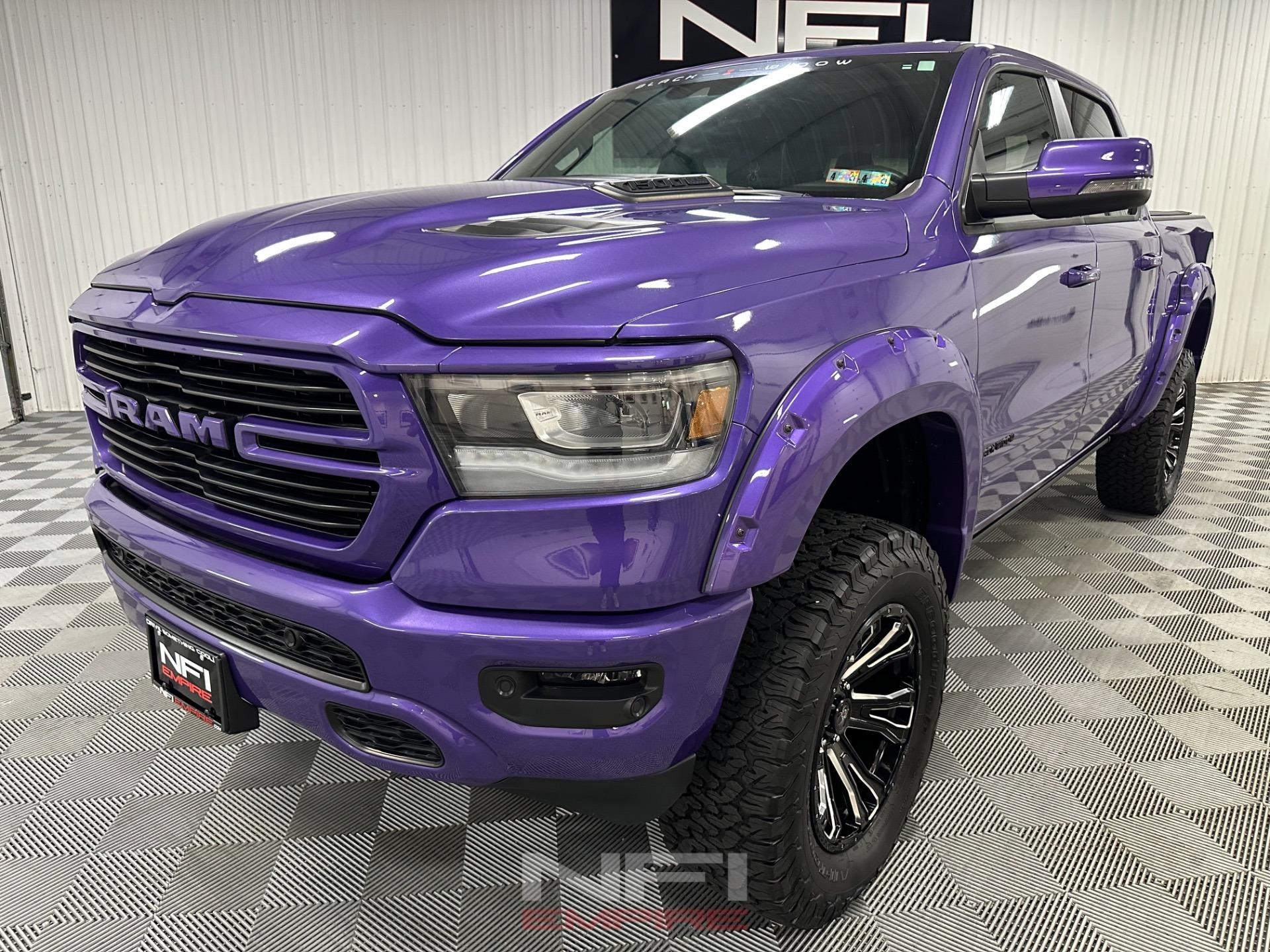 2024 Ram 1500 Laramie Black Widow - 5