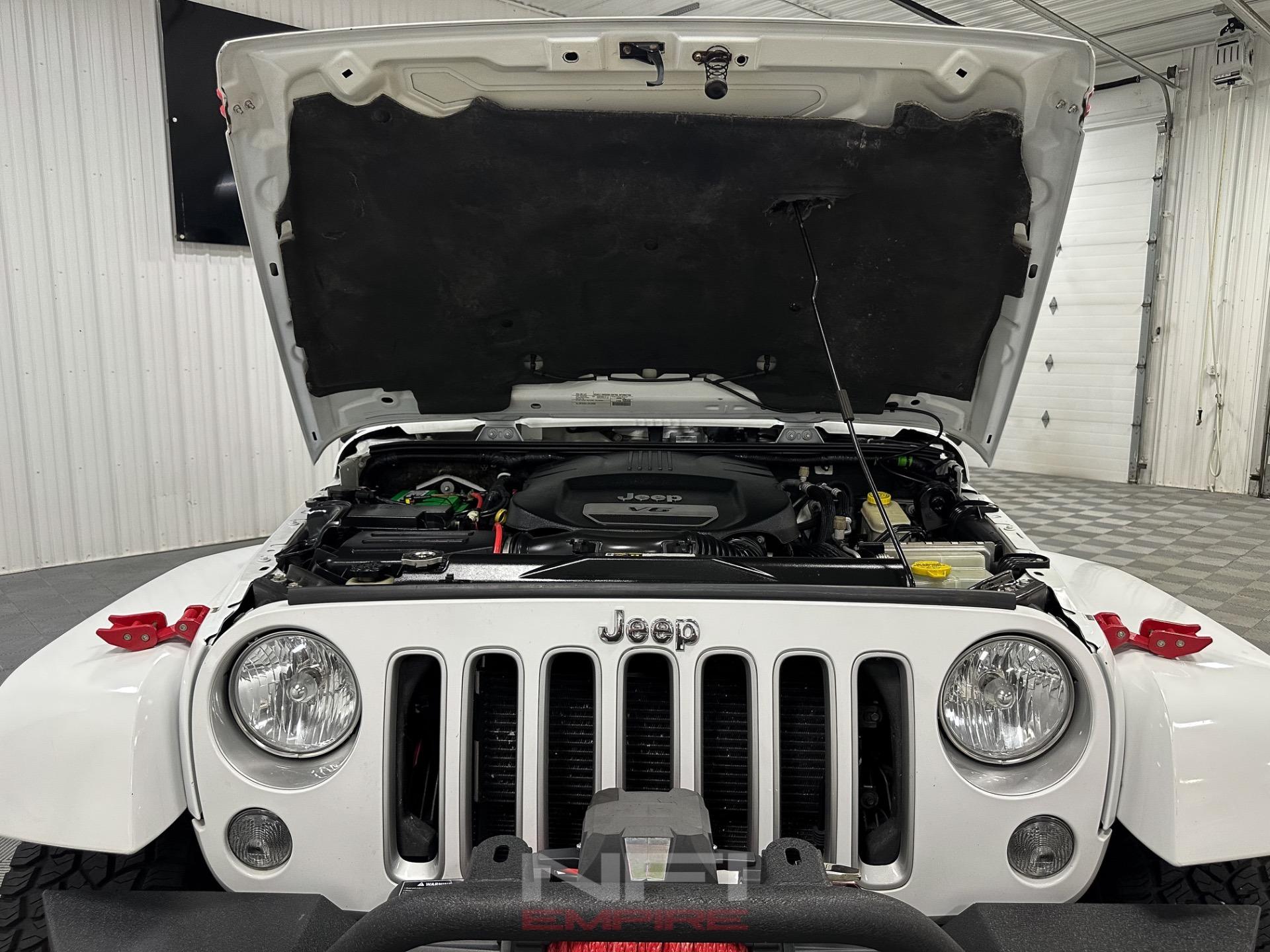 2016 Jeep Wrangler Unlimited Sahara