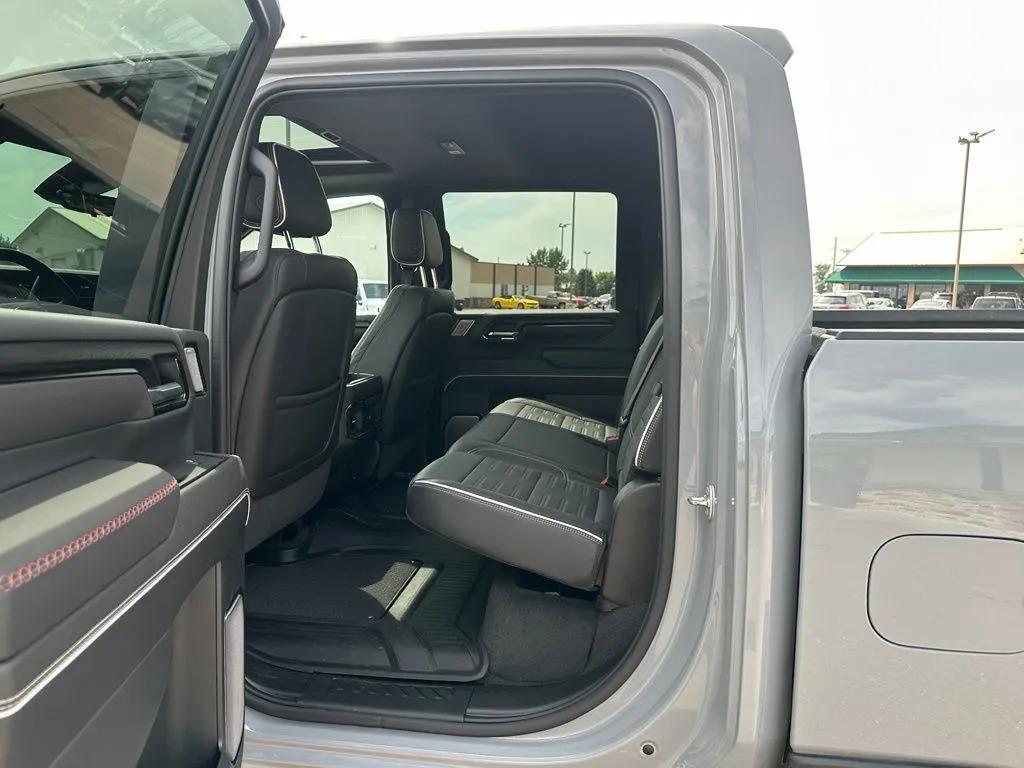 2025 GMC Sierra 2500HD AT4X