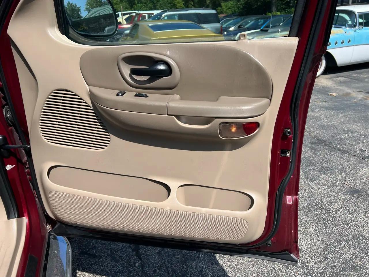 2003 Ford F-150 SuperCrew Lariat