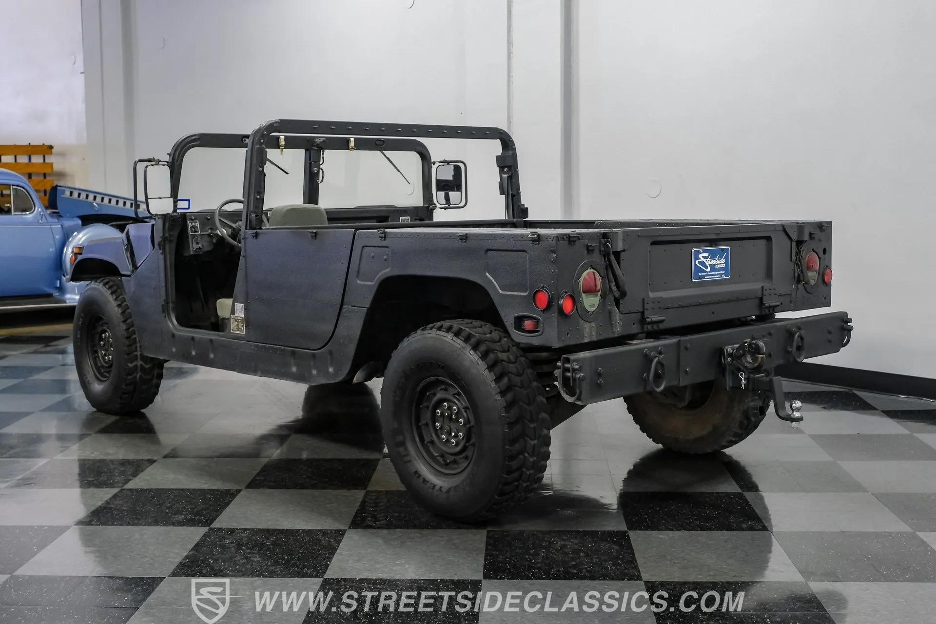 2007 AM General M1097R1 Humvee Pickup