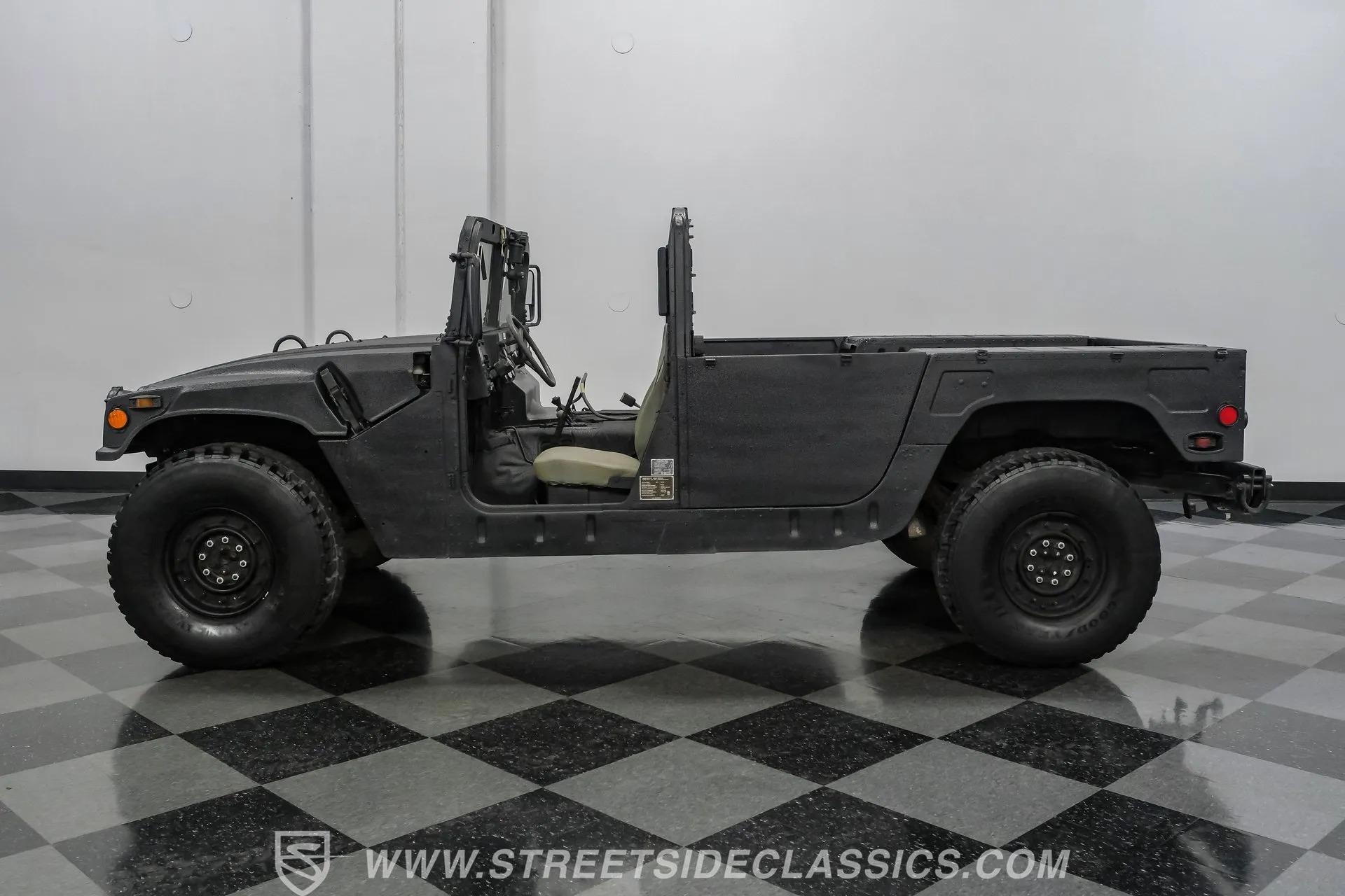 2007 AM General M1097R1 Humvee Pickup - 2