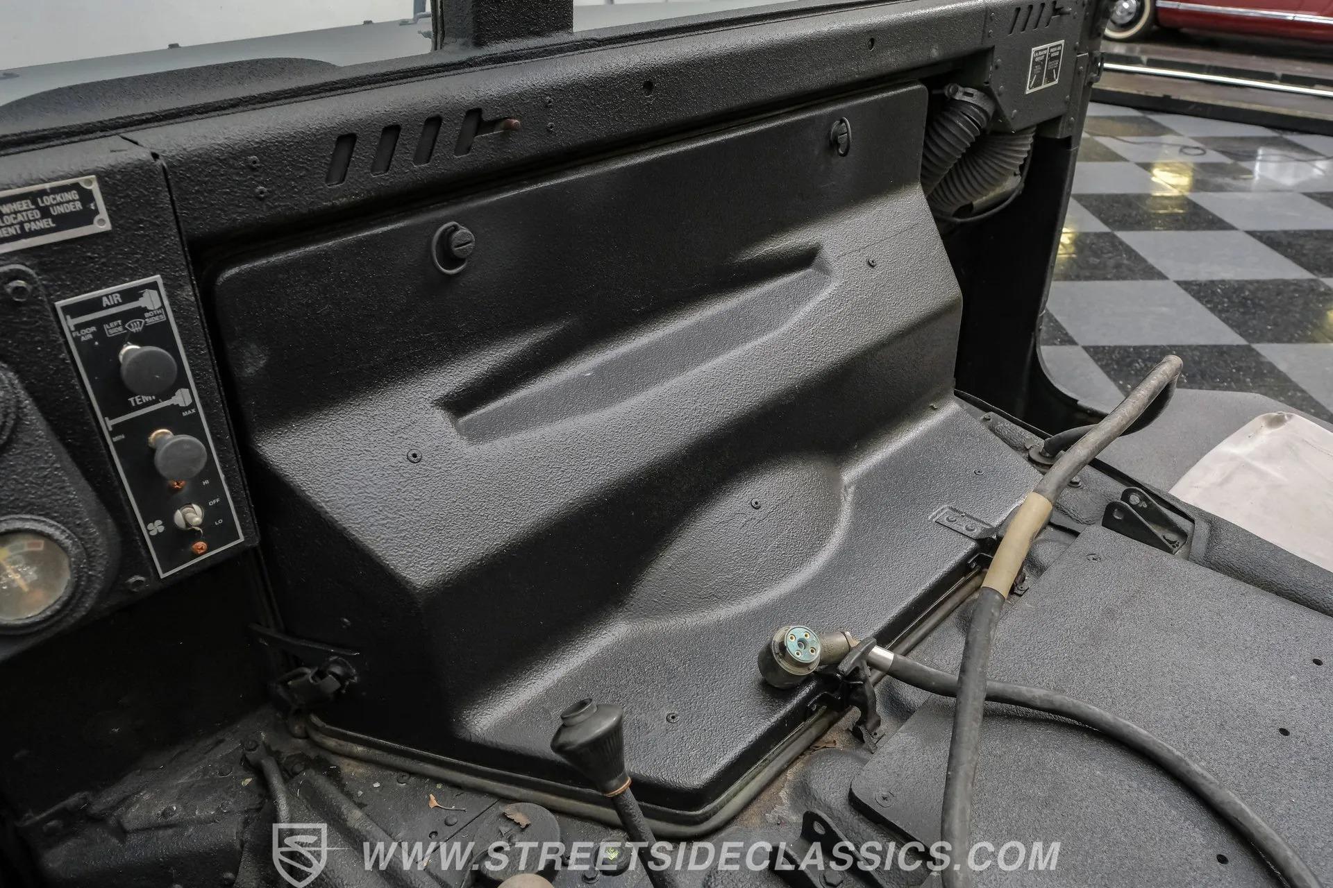 2007 AM General M1097R1 Humvee Pickup