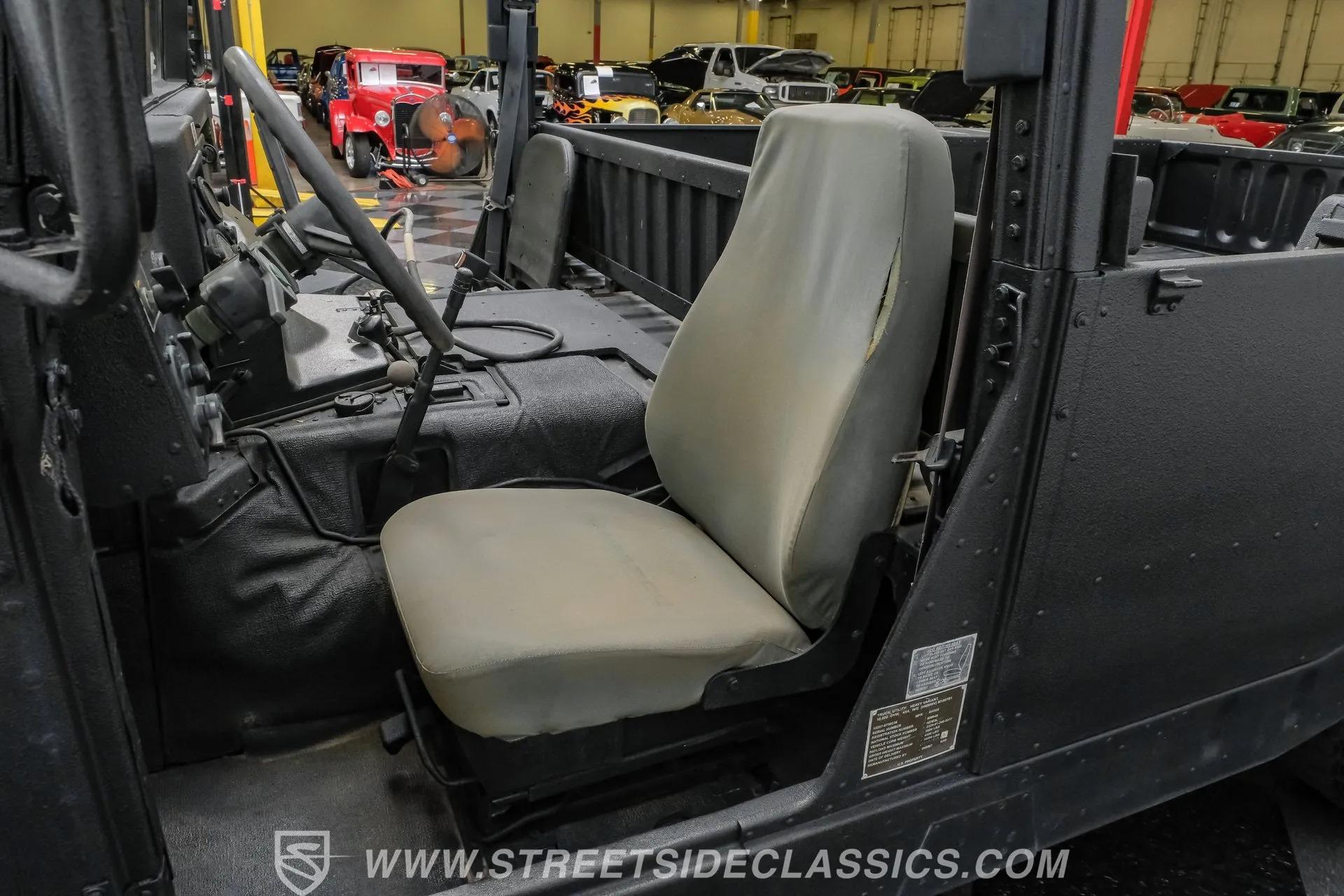 2007 AM General M1097R1 Humvee Pickup