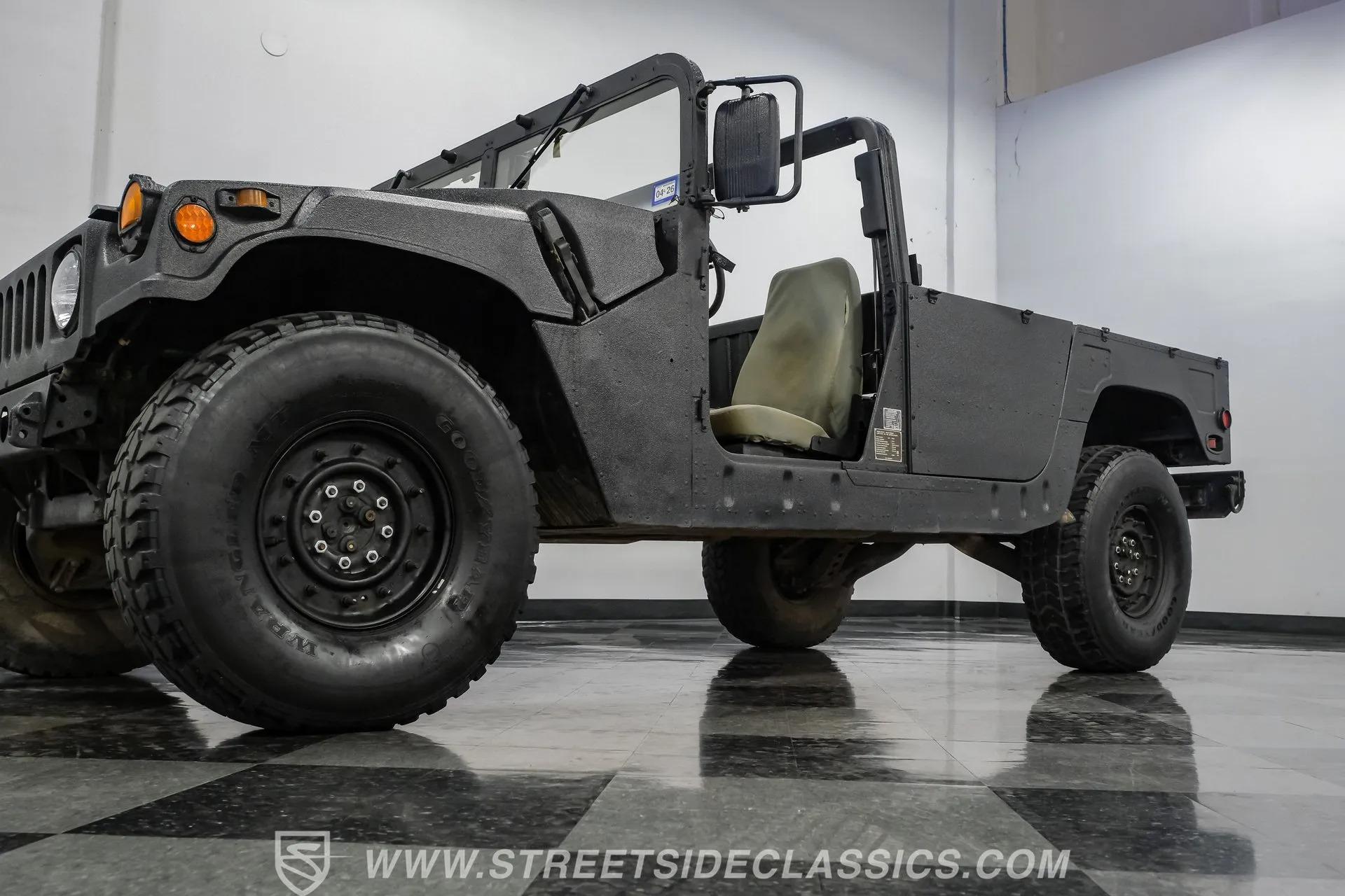 2007 AM General M1097R1 Humvee Pickup