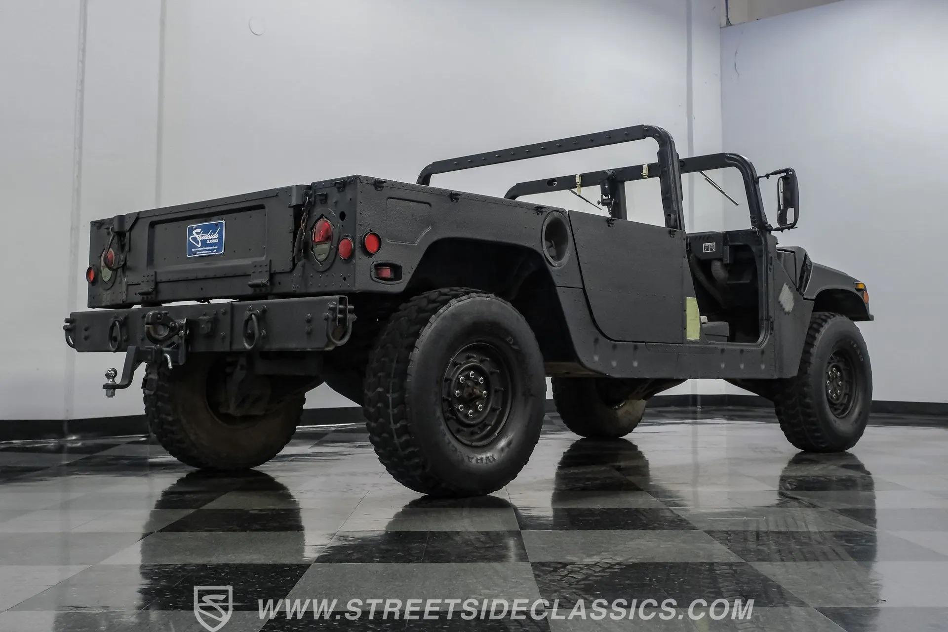 2007 AM General M1097R1 Humvee Pickup