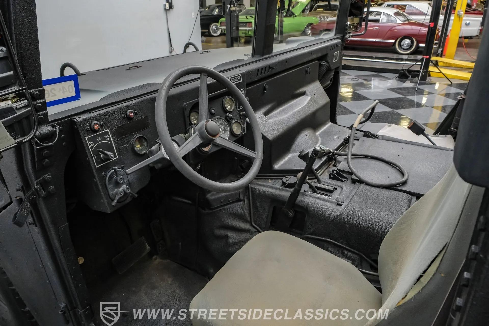 2007 AM General M1097R1 Humvee Pickup