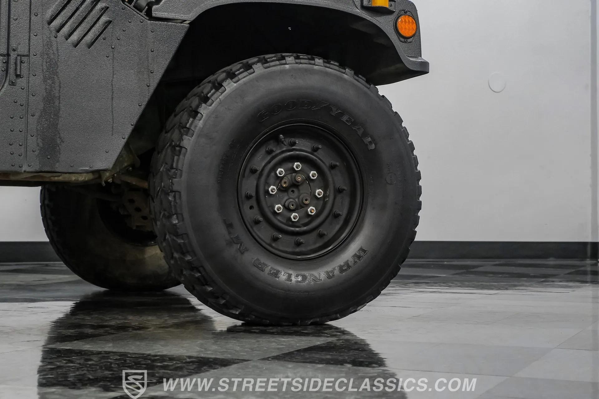 2007 AM General M1097R1 Humvee Pickup