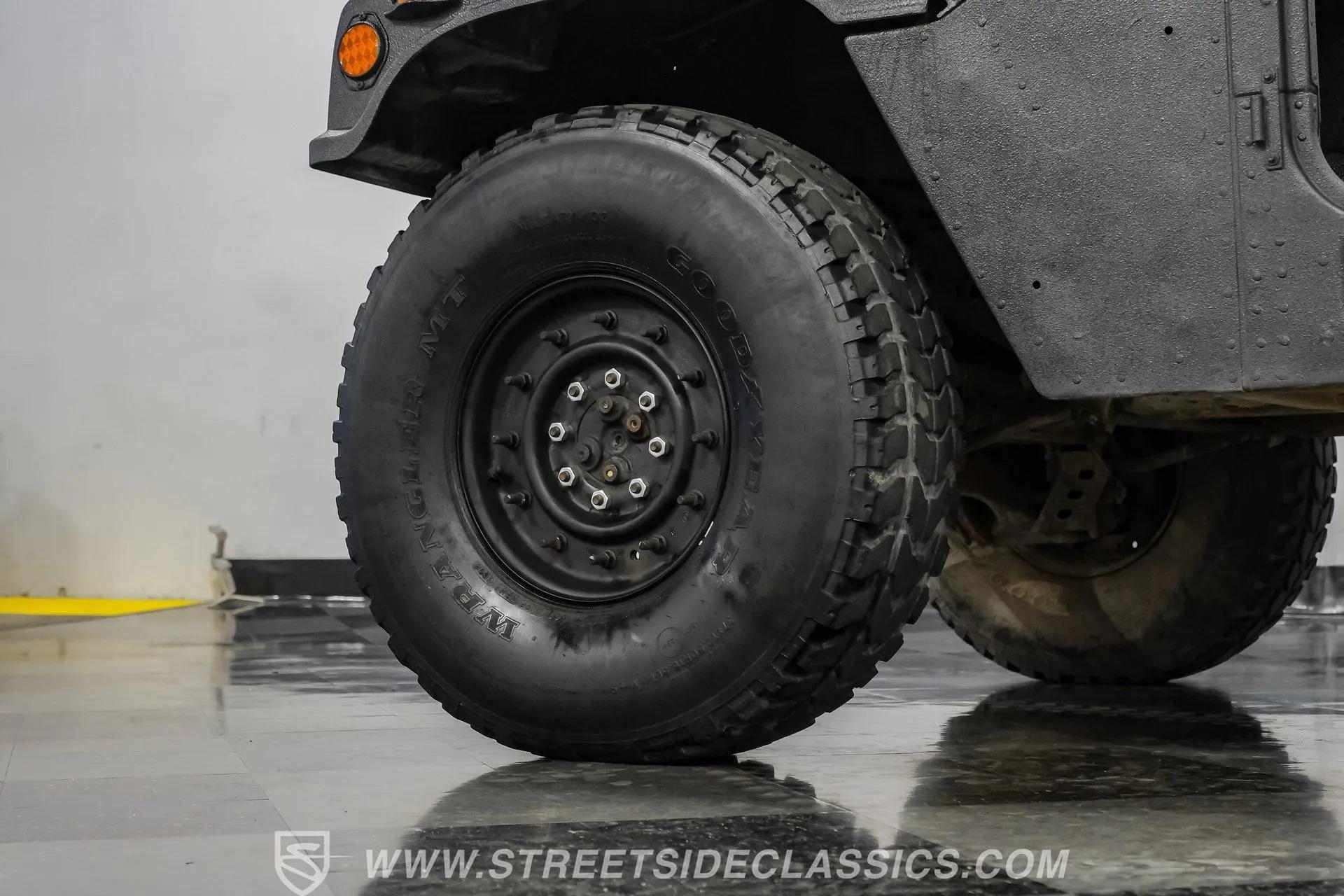 2007 AM General M1097R1 Humvee Pickup