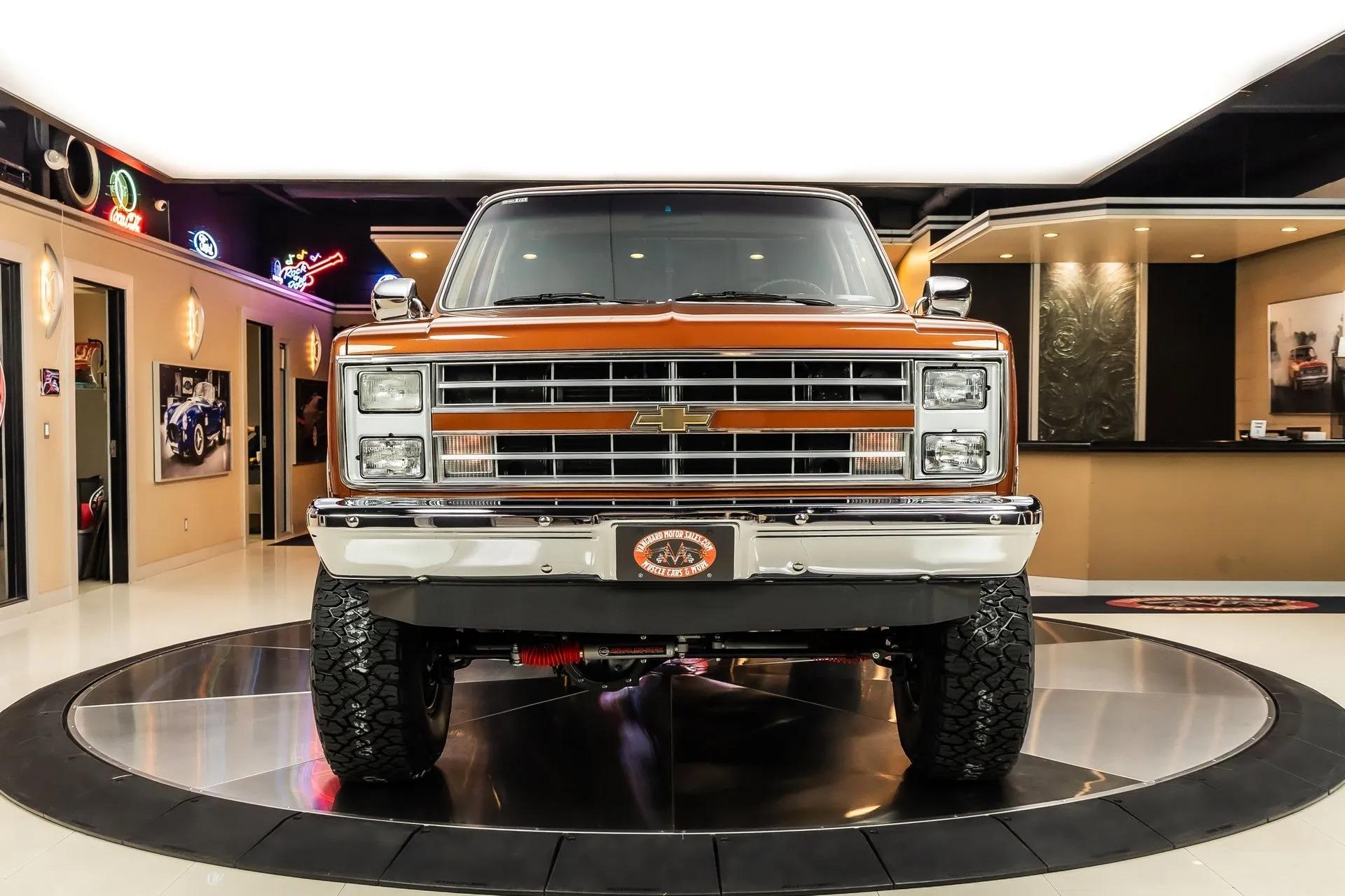 1987 Chevrolet Silverado V20 - 3