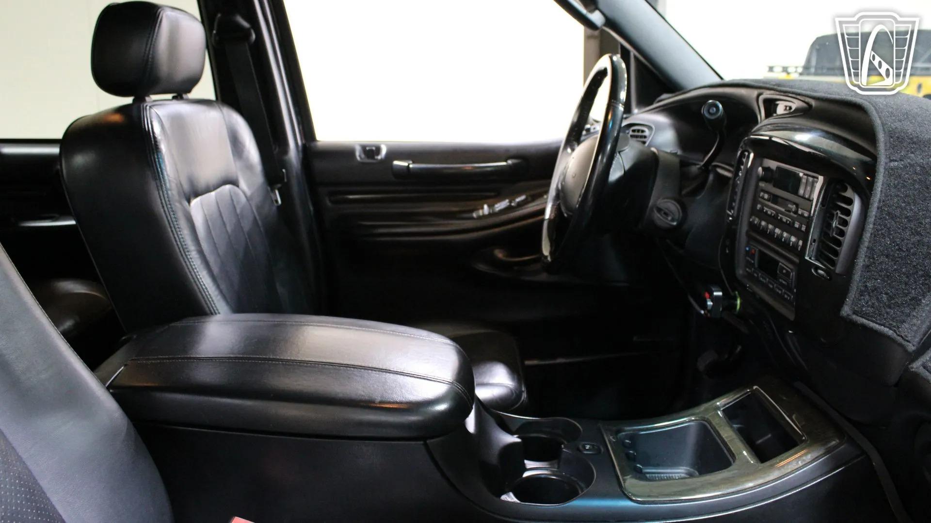 2002 Lincoln Blackwood
